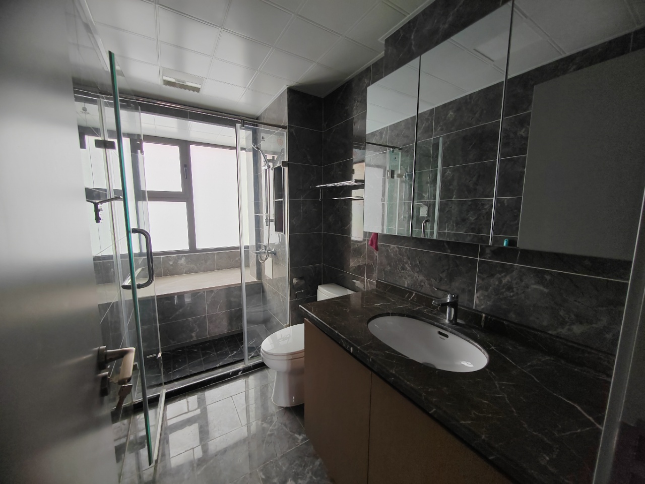 远创宸樾 4室2厅2卫 122.68m&sup2;