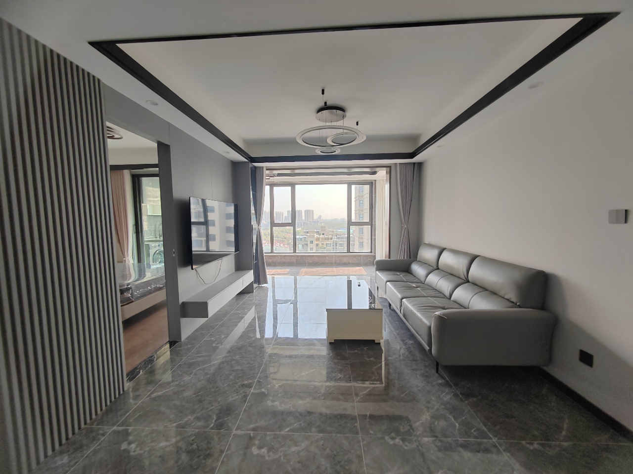 远创宸樾 4室2厅2卫 122.68m²