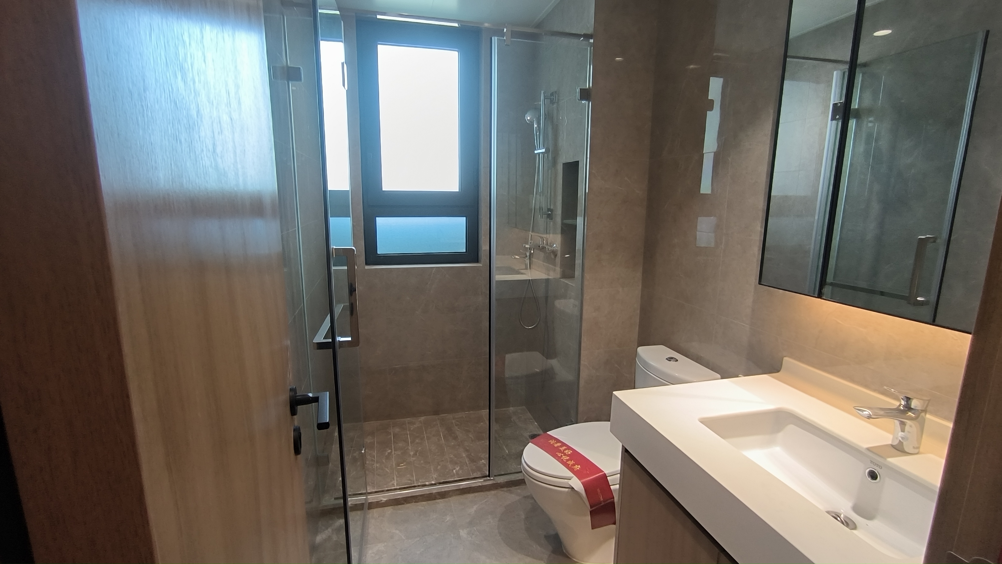 华润悦府 4室2厅2卫 123.35m²