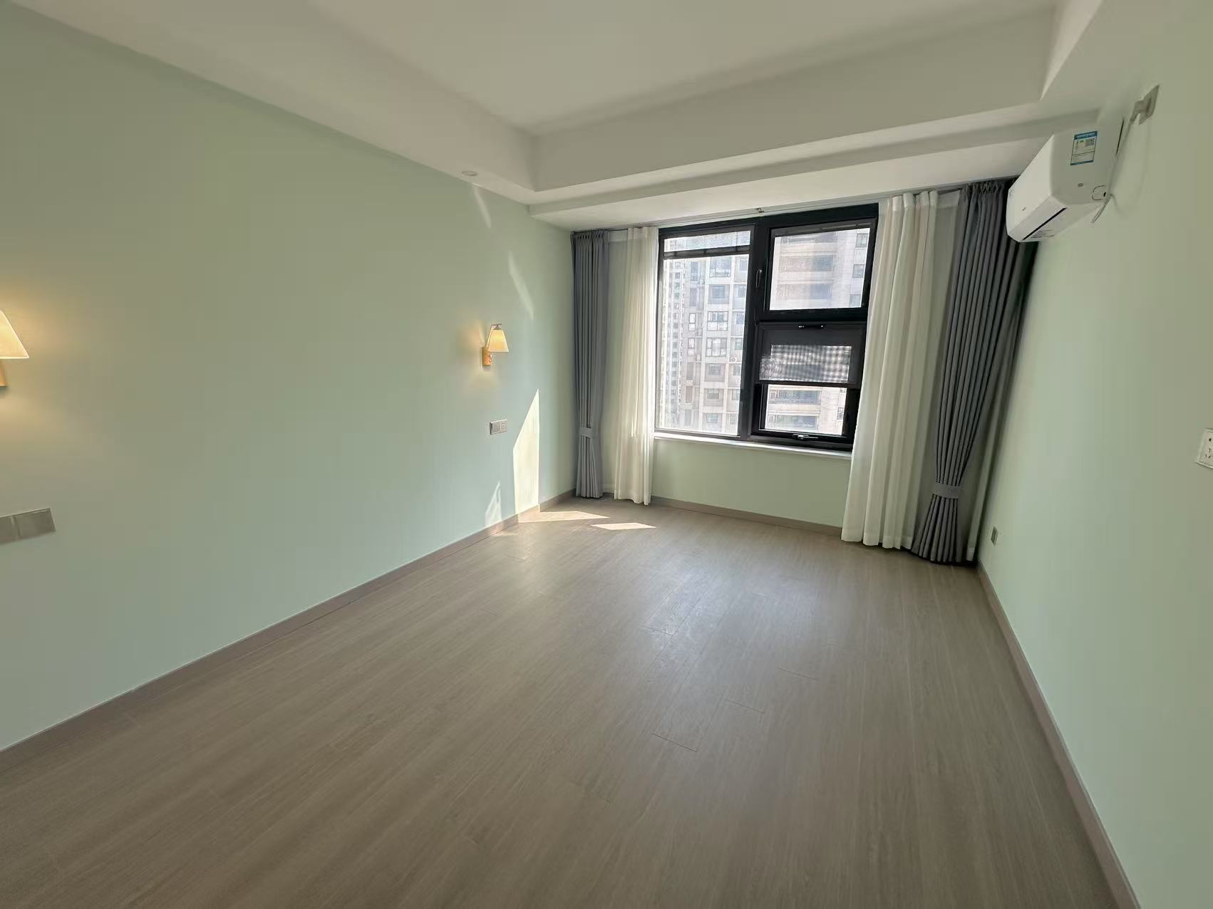 招商新城雍景湾 3室2厅1卫 87m²