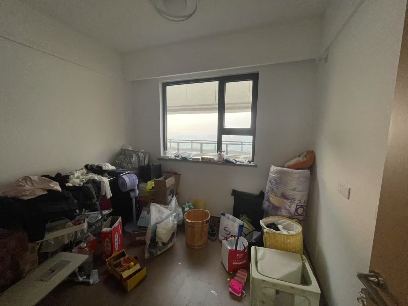 远创宸樾 3室2厅1卫 102m&sup2;