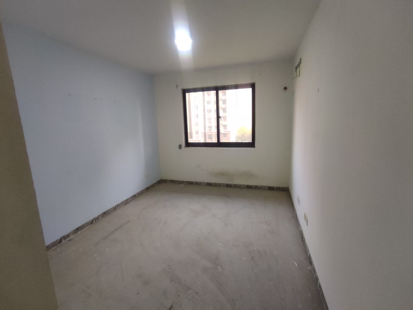 红星嘉苑 3室2厅2卫 128m&sup2;