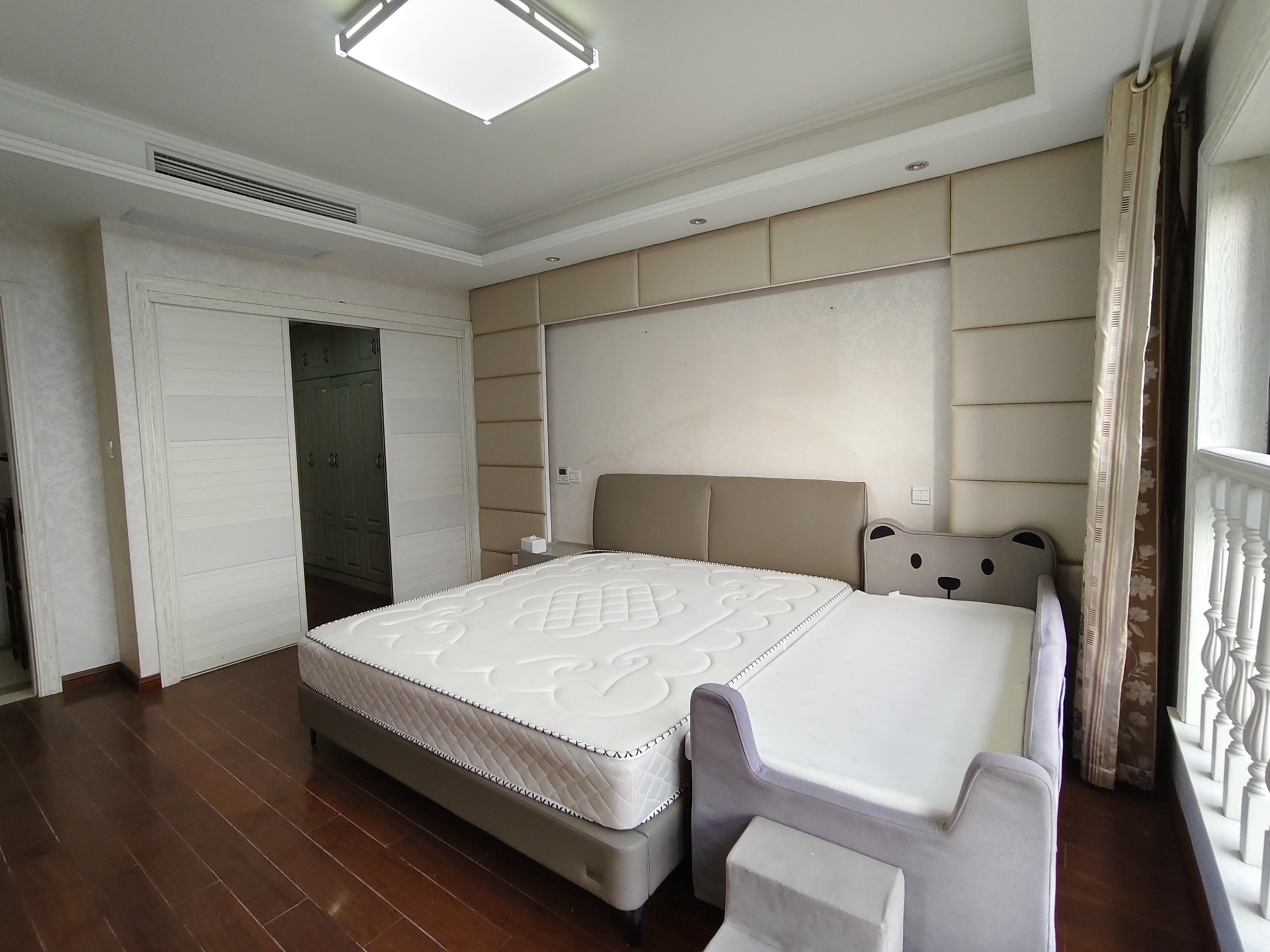景瑞望府 3室2厅2卫 143.00m²
