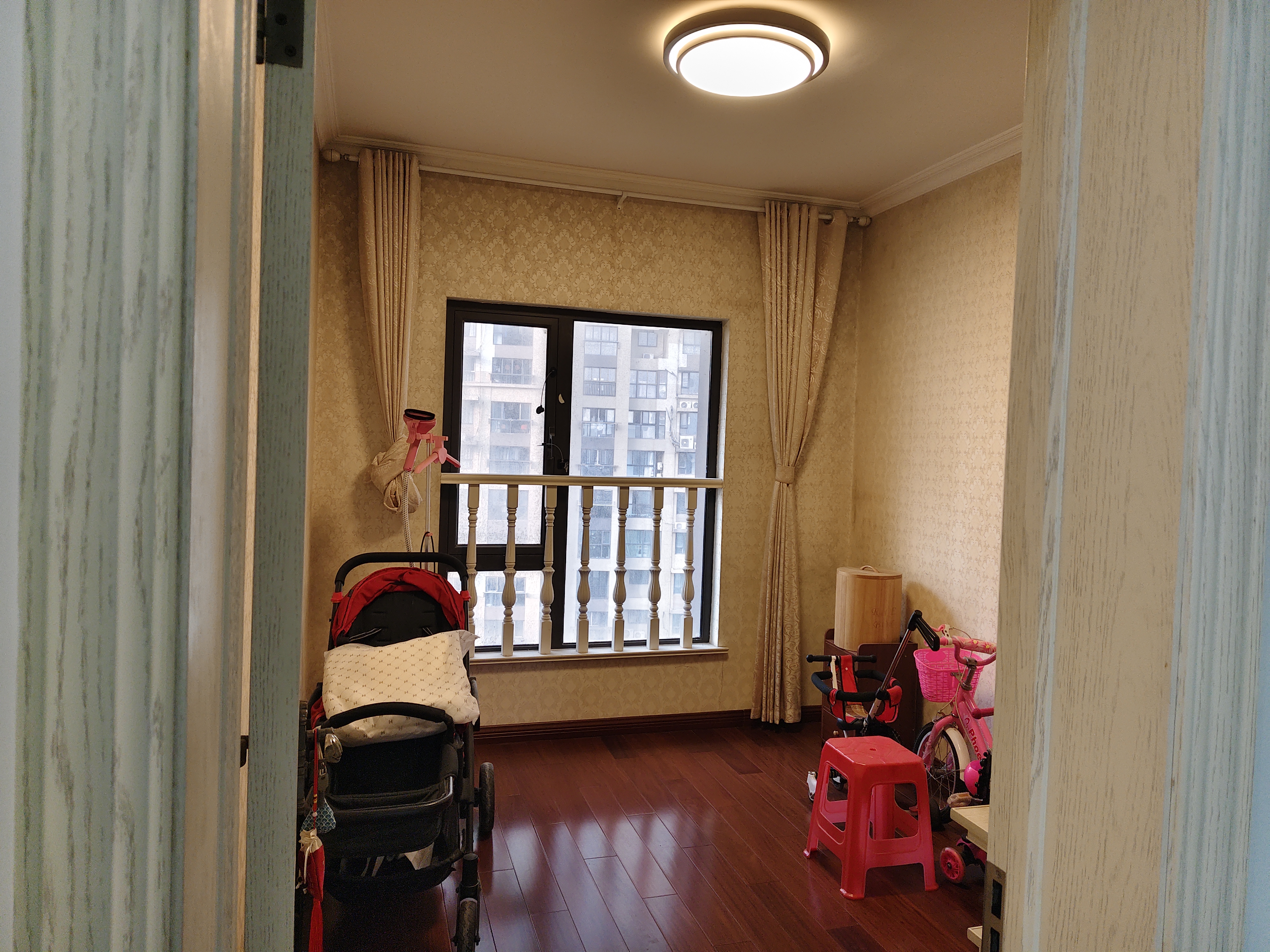 景瑞望府 3室2厅2卫 143.00m²