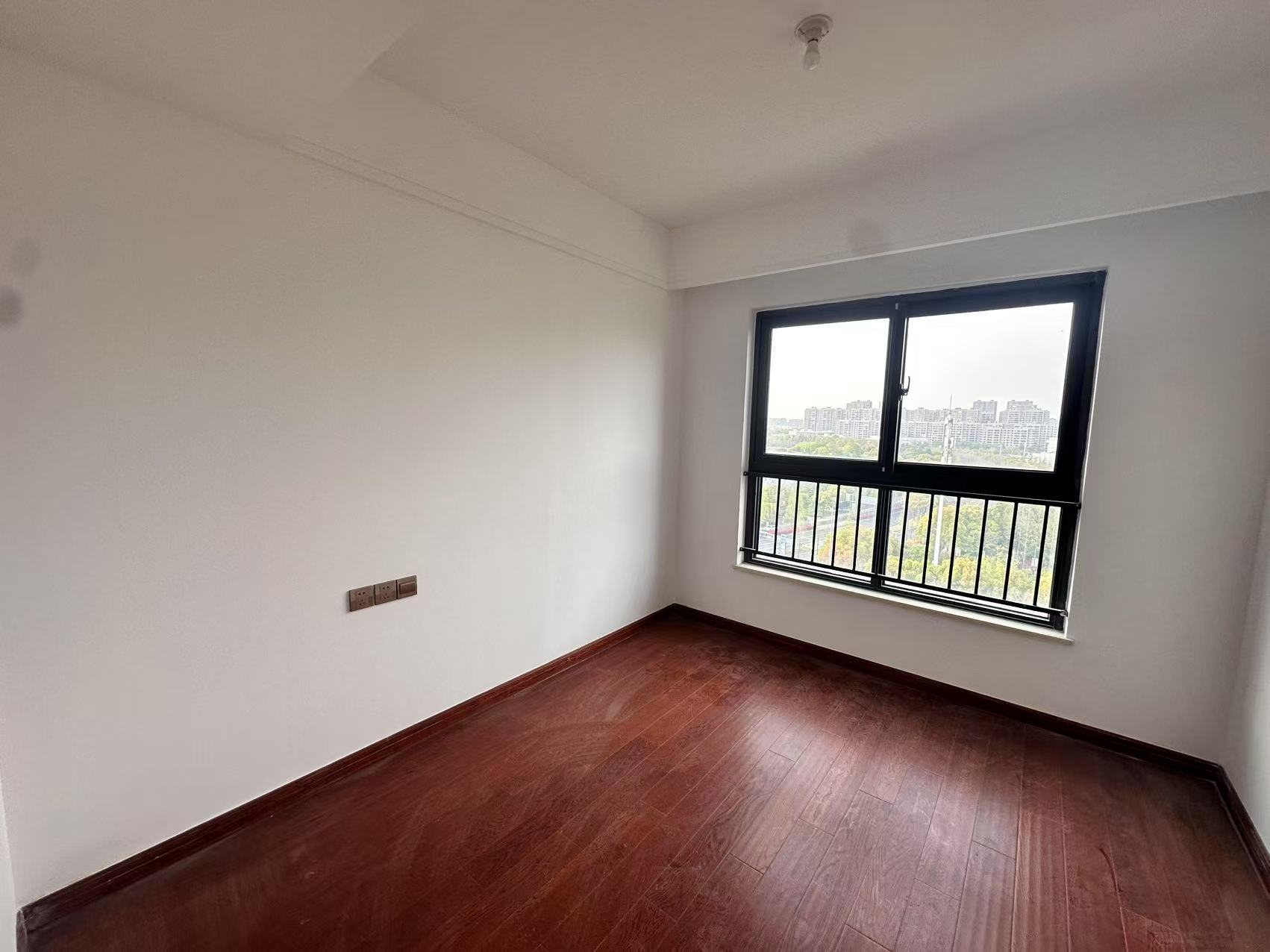 林肯公园 4室2厅2卫 124.1m&sup2;