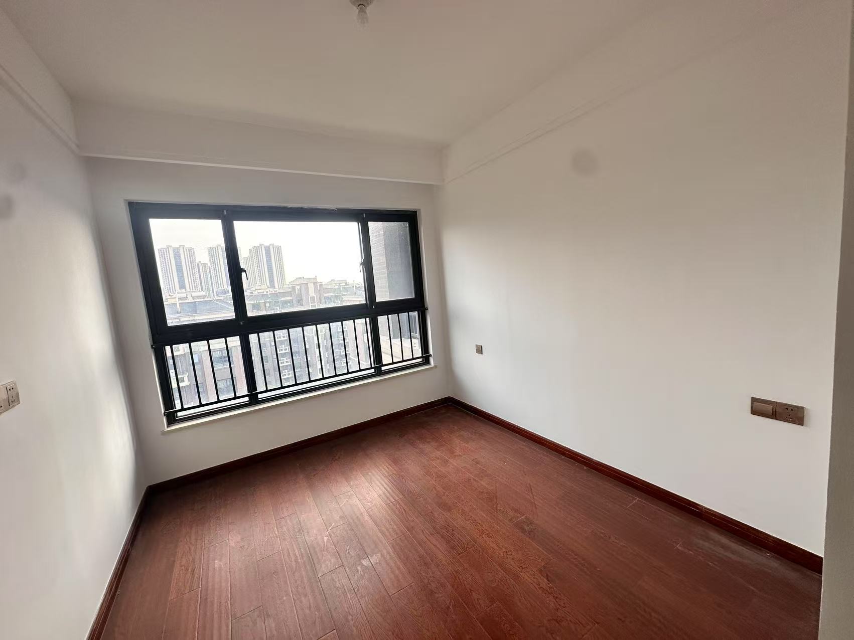 林肯公园 4室2厅2卫 124.1m&sup2;