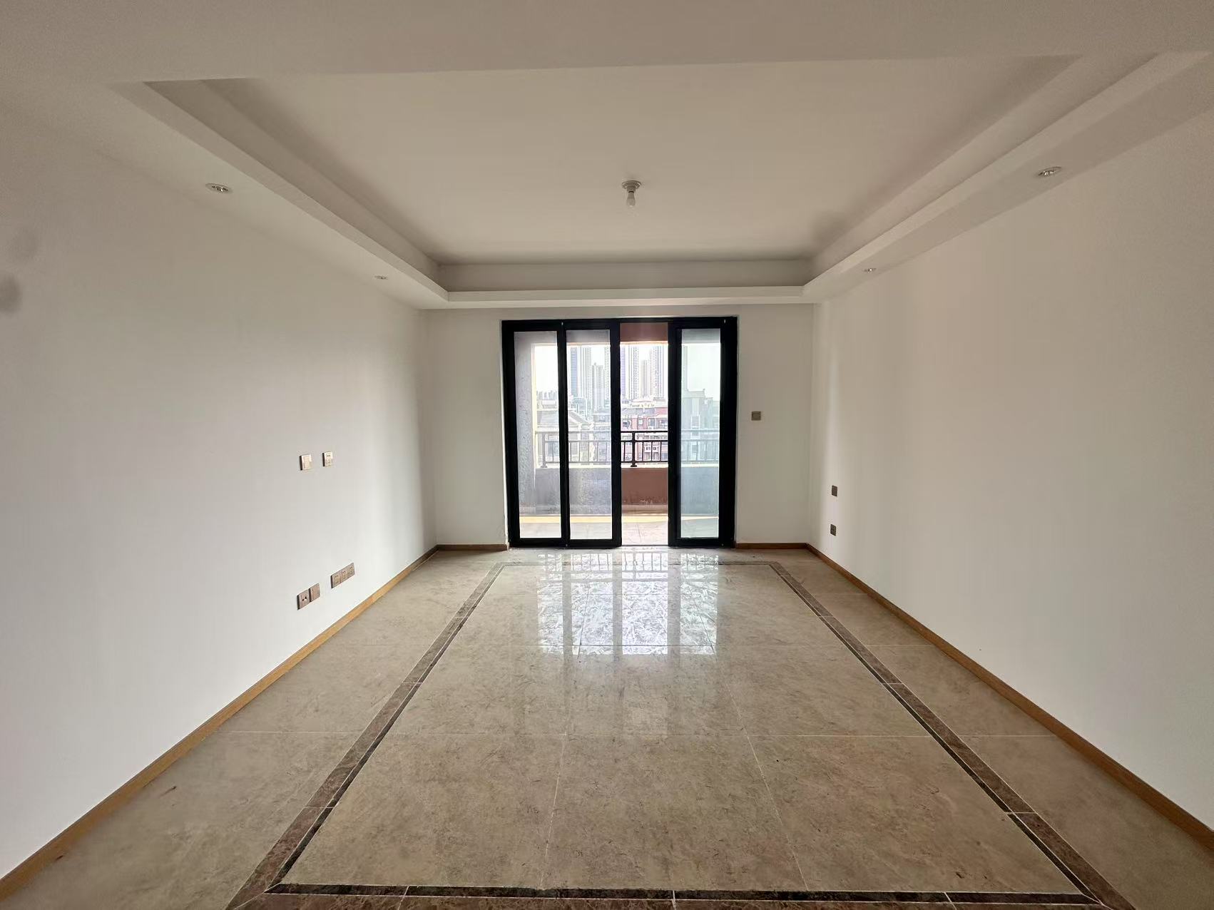 林肯公园 4室2厅2卫 124.1m&sup2;