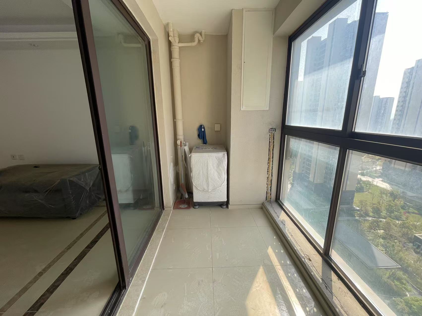 云樾东方 3室2厅1卫 95m²