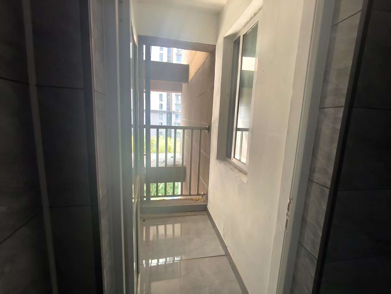 学士府 2室1厅1卫 87m²