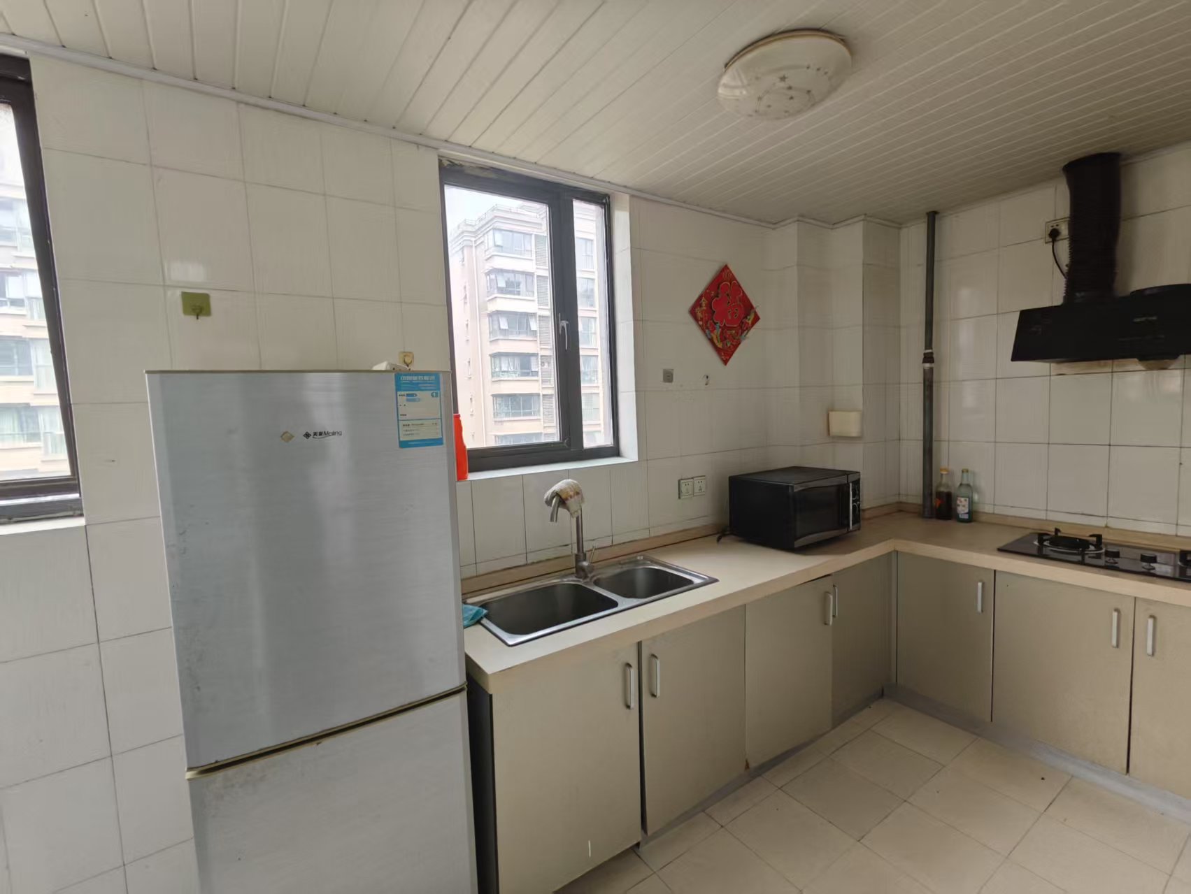 中港城 2室2厅1卫 89m&sup2;