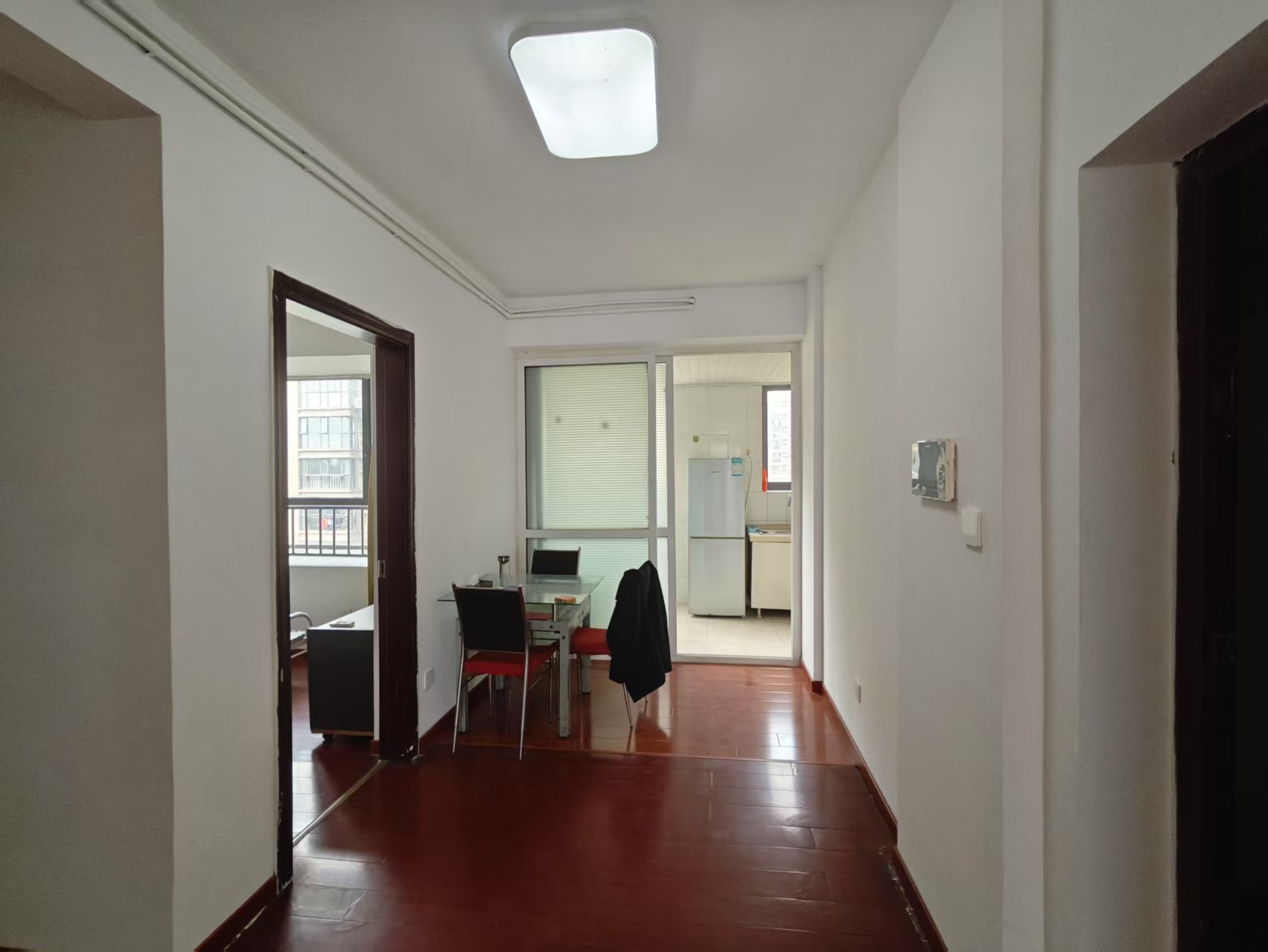 中港城 2室2厅1卫 89m&sup2;