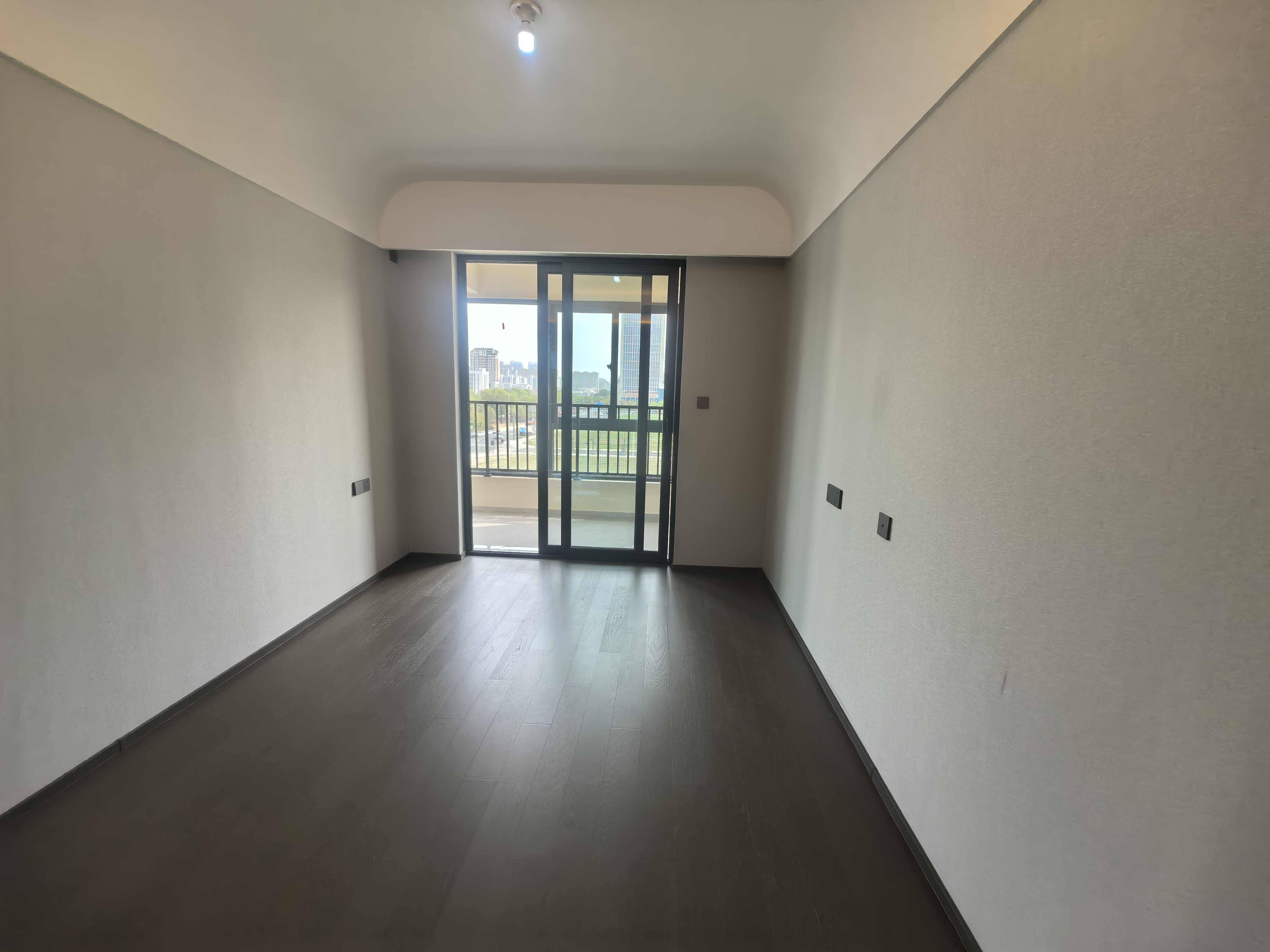 万科官山望 3室2厅2卫 149m²