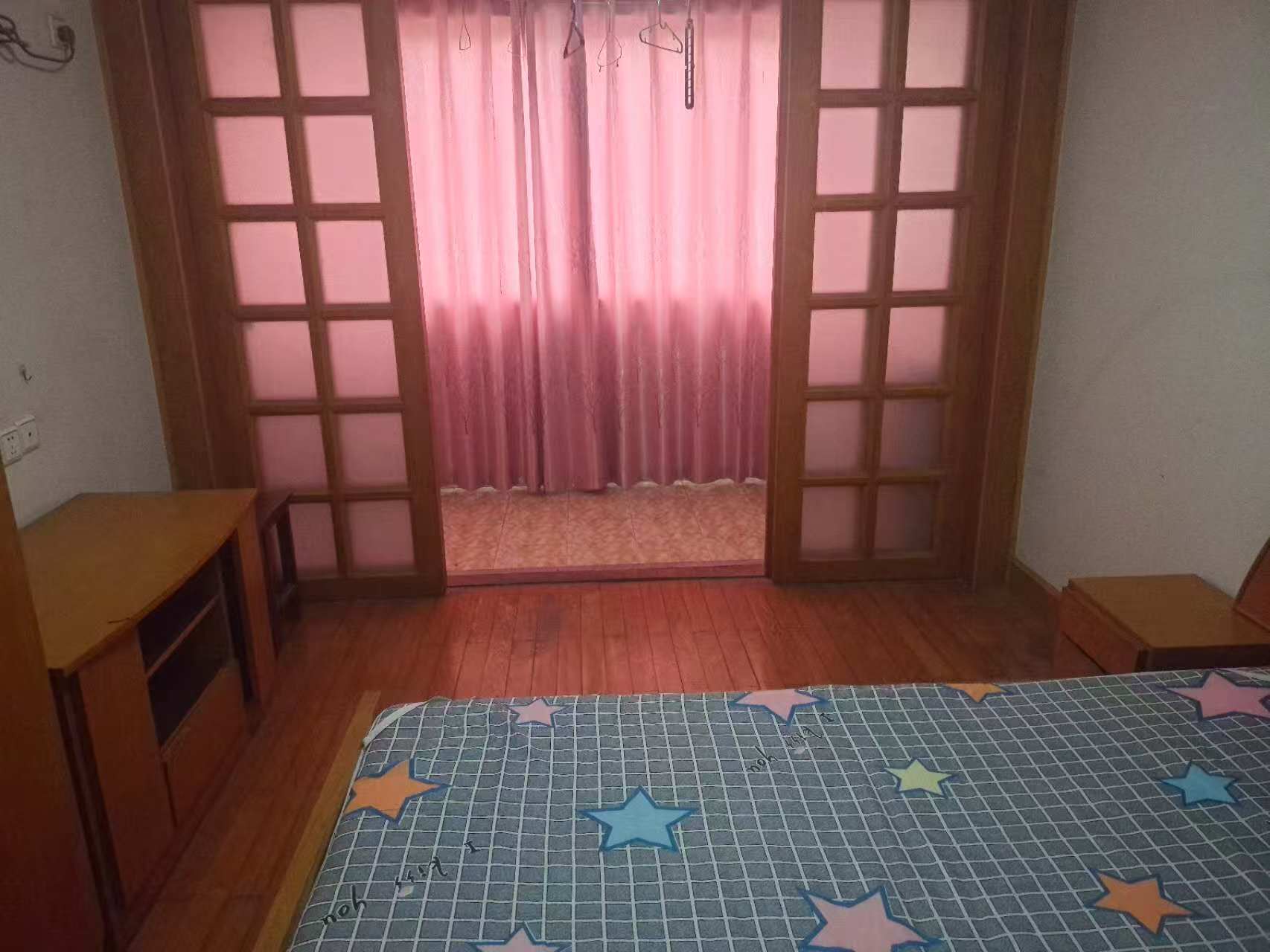 北濠桥东村 2室1厅1卫 76.7m&sup2;