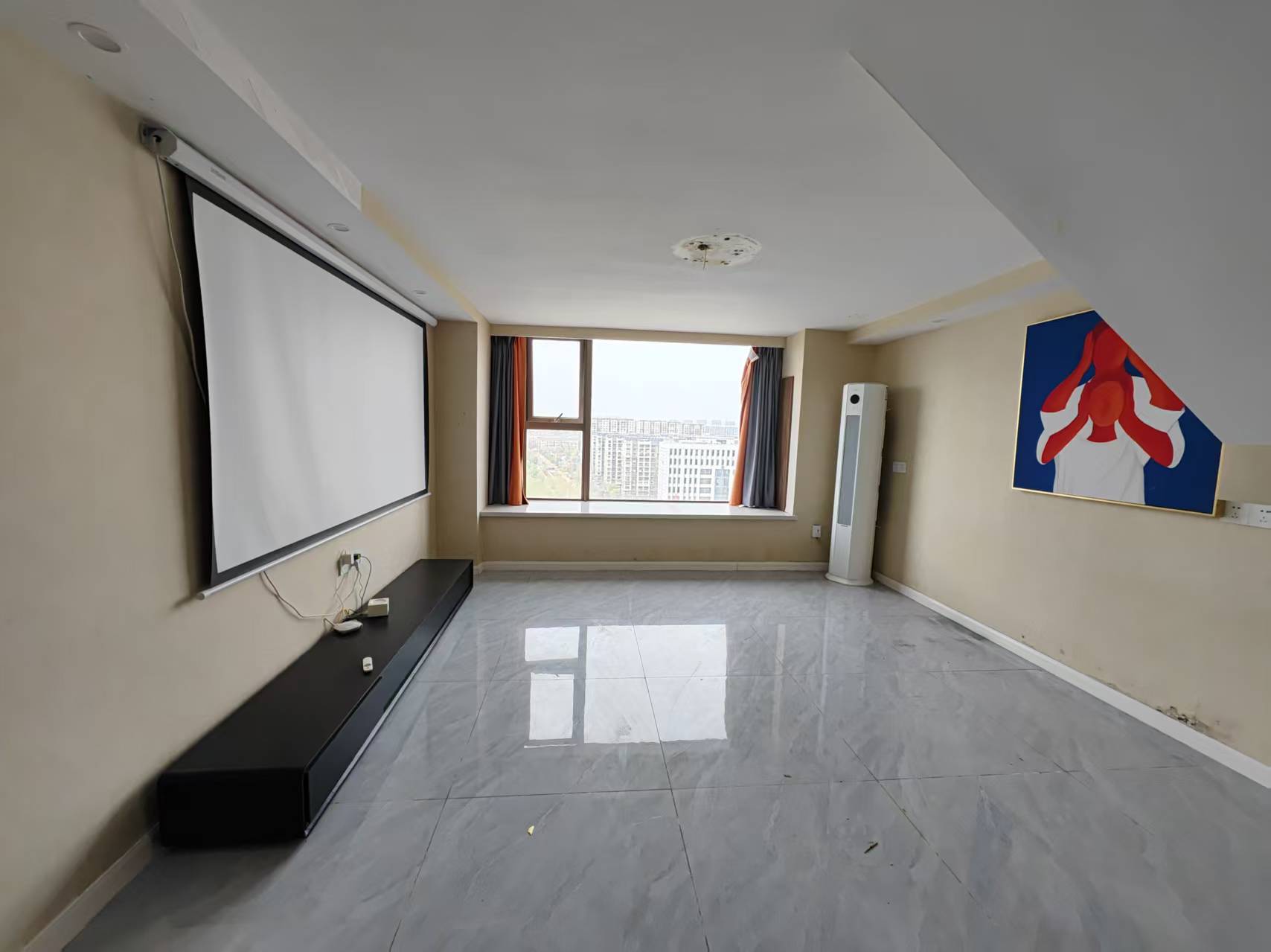 中港银座 2室2厅1卫 48m²