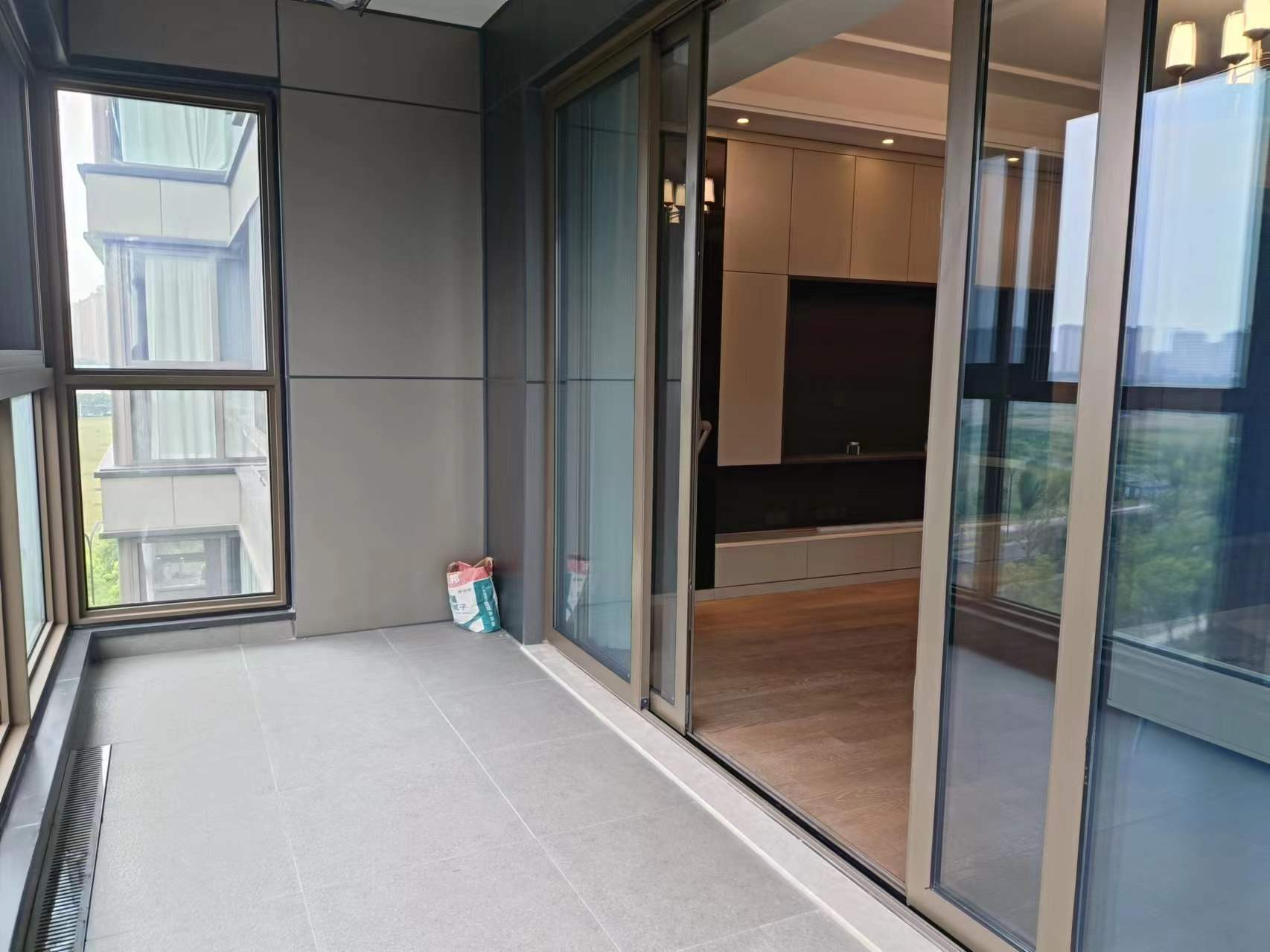 仁恒公园世纪 4室2厅2卫 133m&sup2;