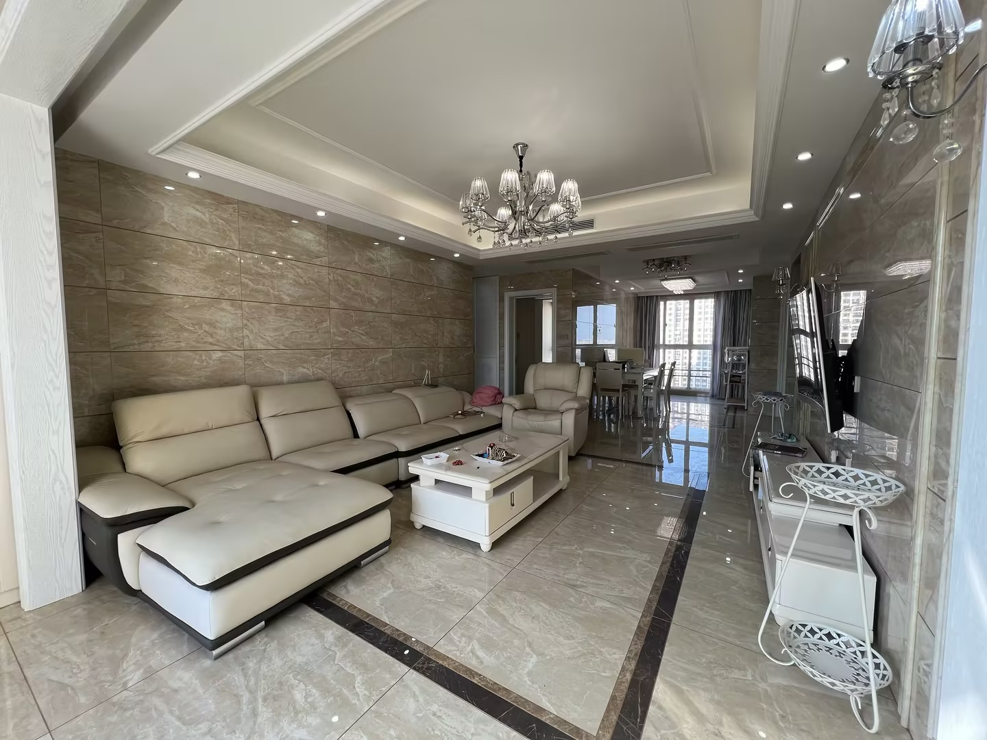 中南世纪花城二期 3室2厅1卫 119.69m&sup2;