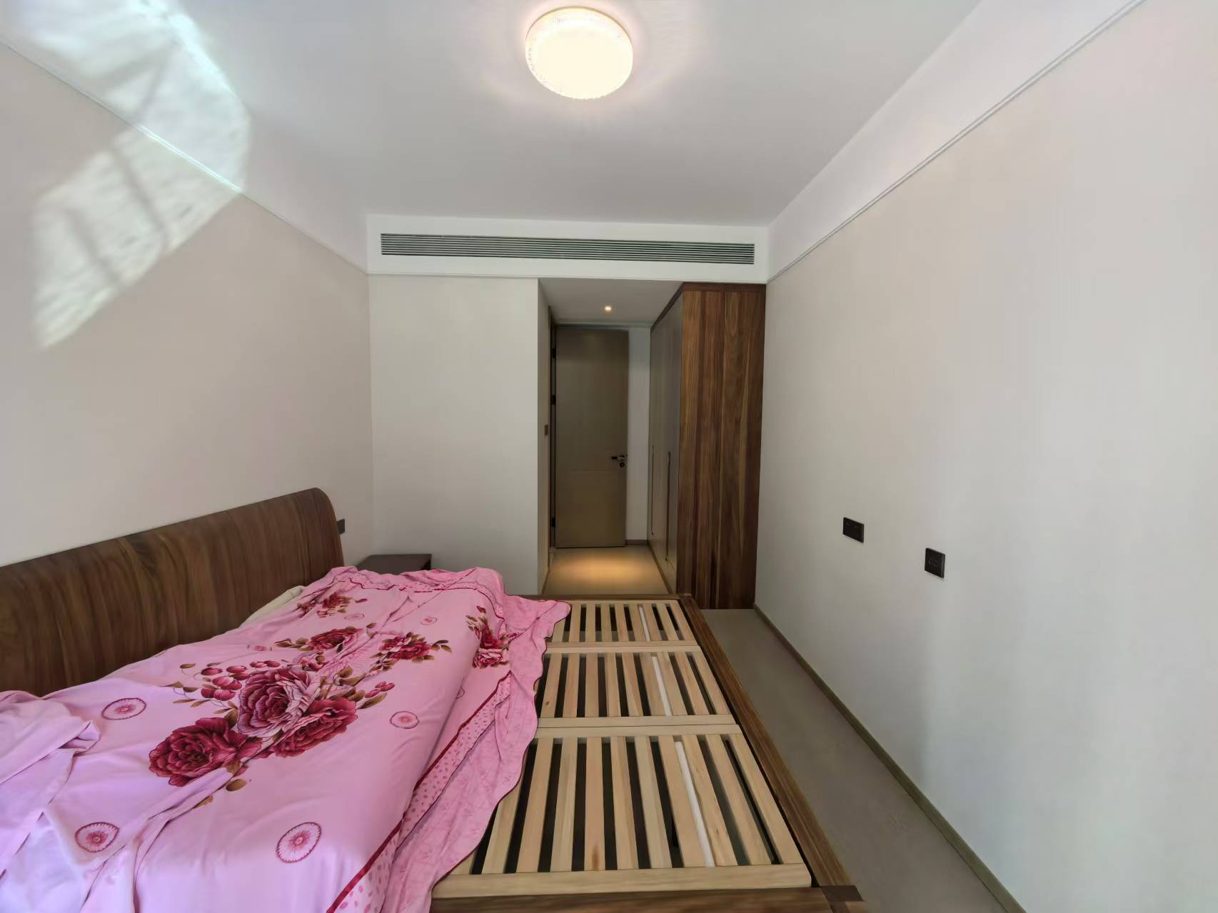 万科方圆 3室2厅2卫 130.46m&sup2;