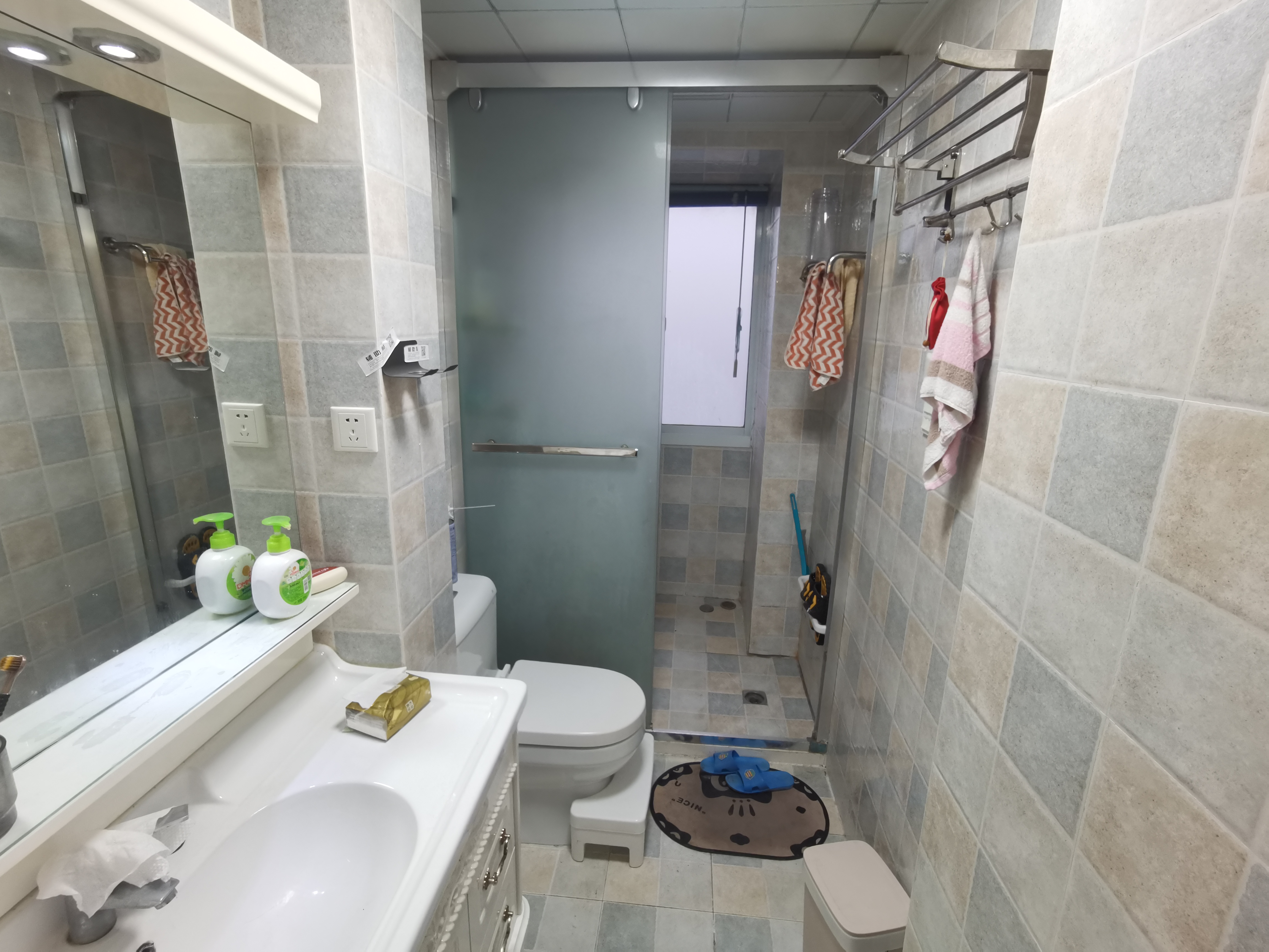 光明新村 2室2厅1卫 83m²