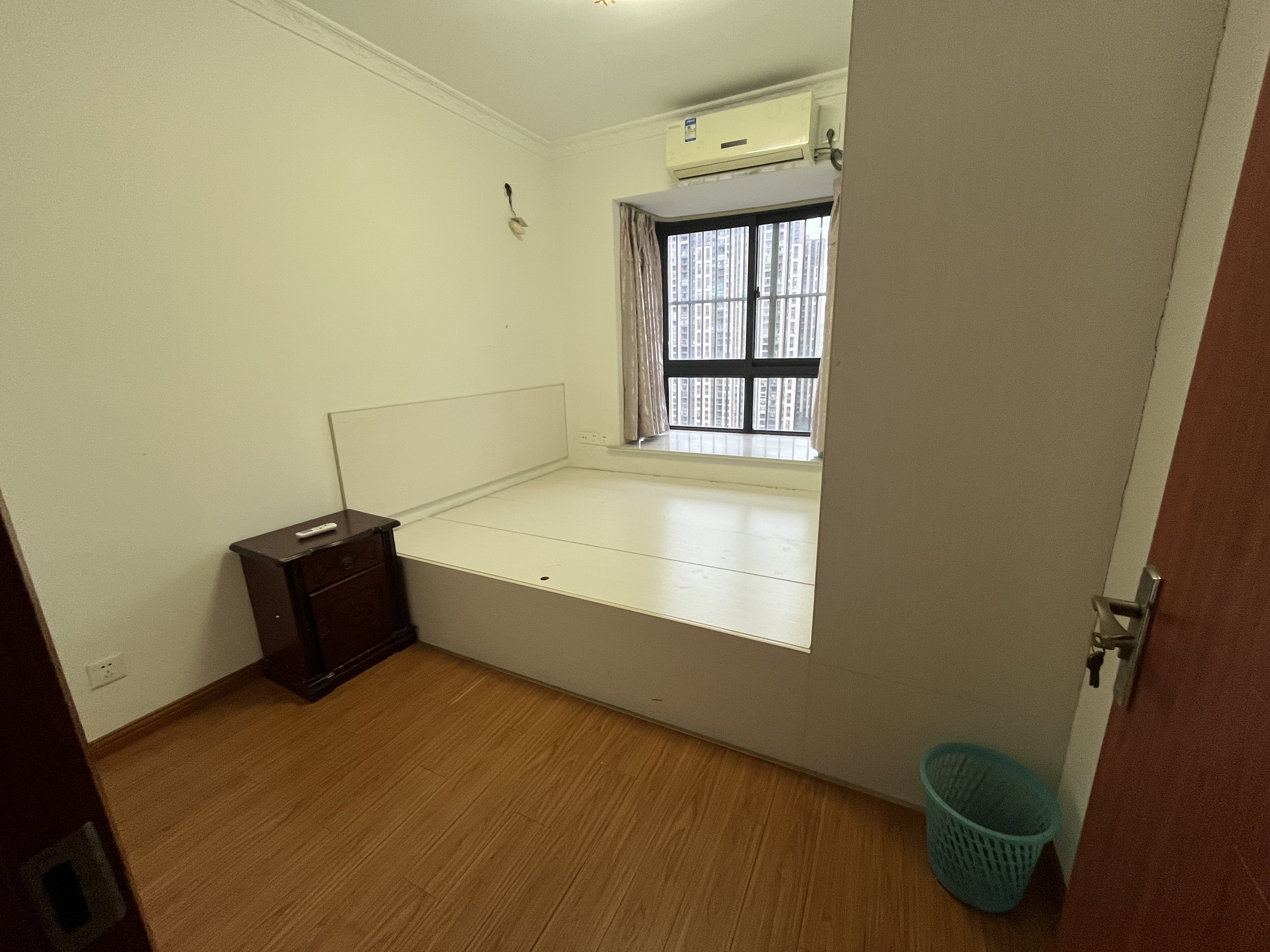 炜赋花苑 2室2厅1卫 91m²