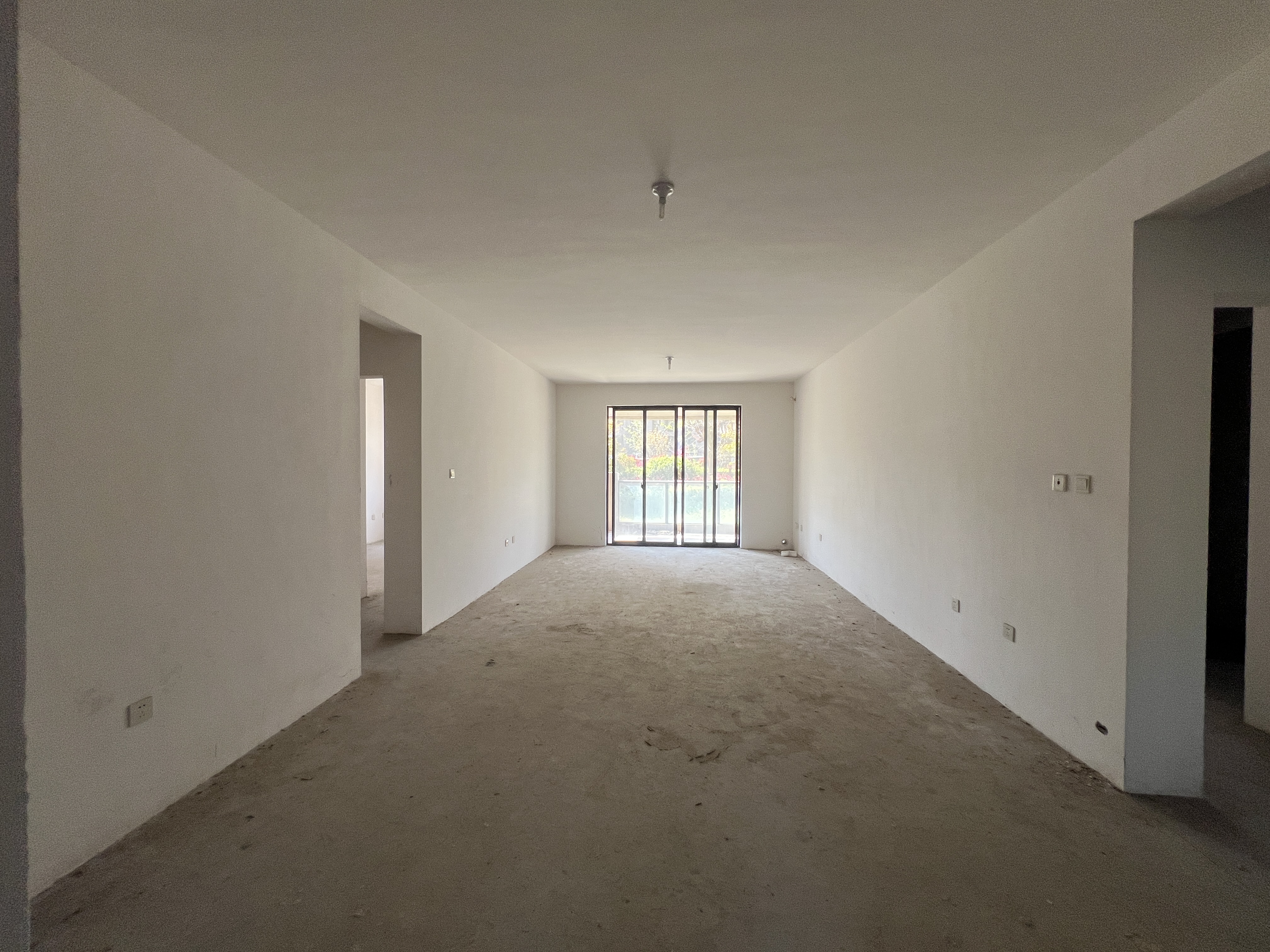 金通家园 3室2厅2卫 164m²