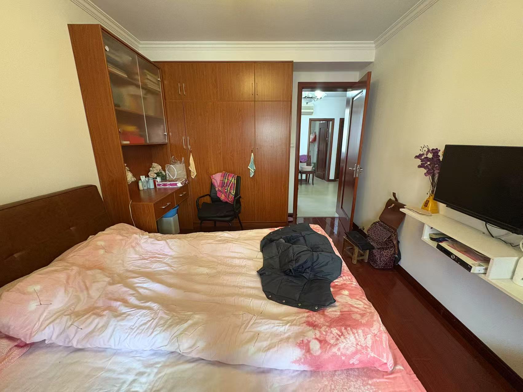 任港路31号 2室1厅1卫 72.82m²
