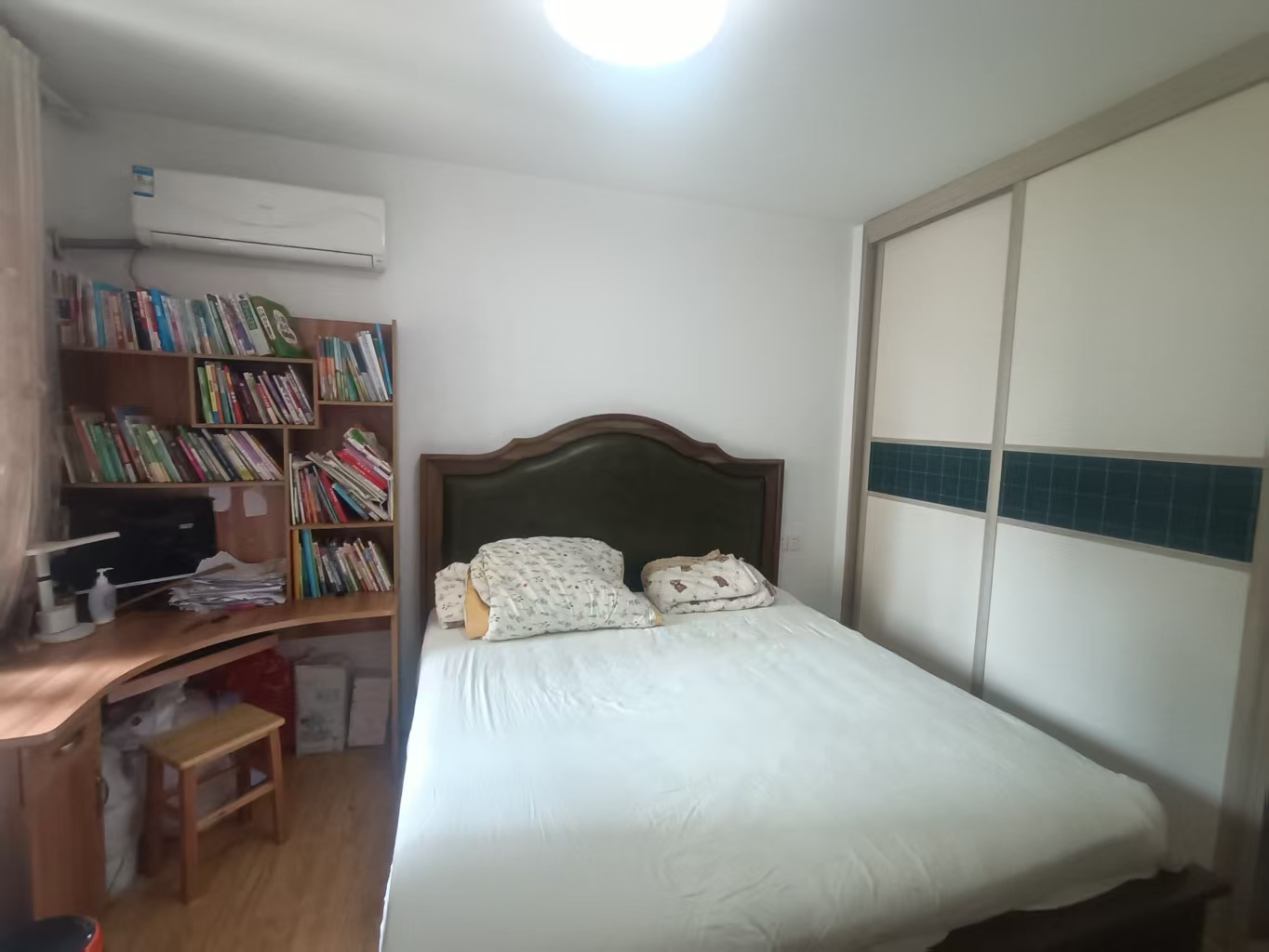 中港翡翠城 2室2厅1卫 87m&sup2;