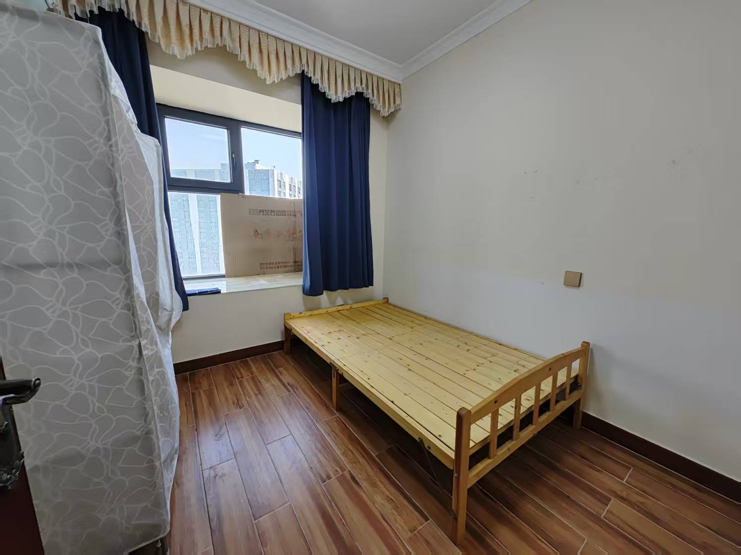 万达华府 4室2厅2卫 141m²