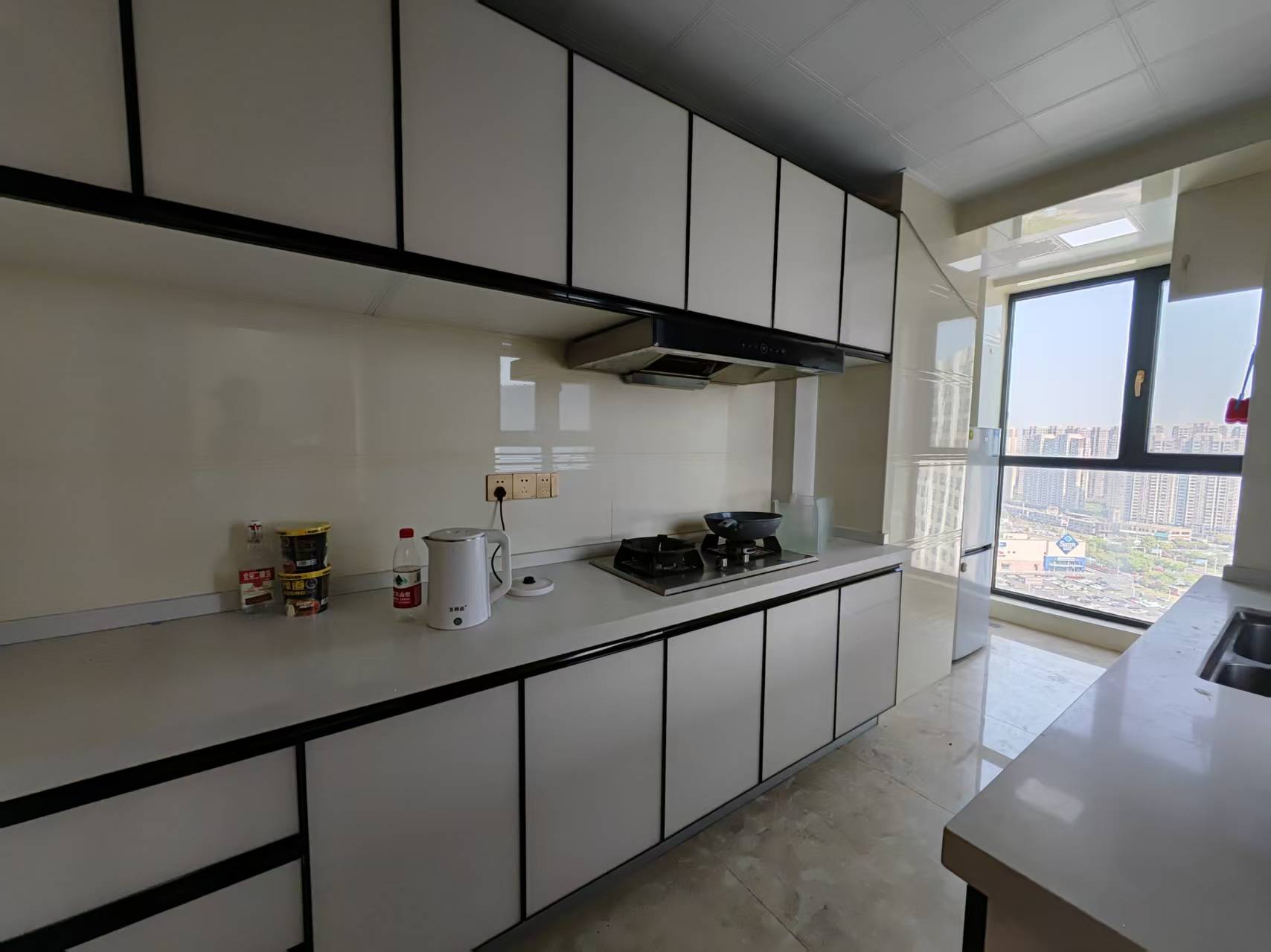 万达华府 4室2厅2卫 141m²