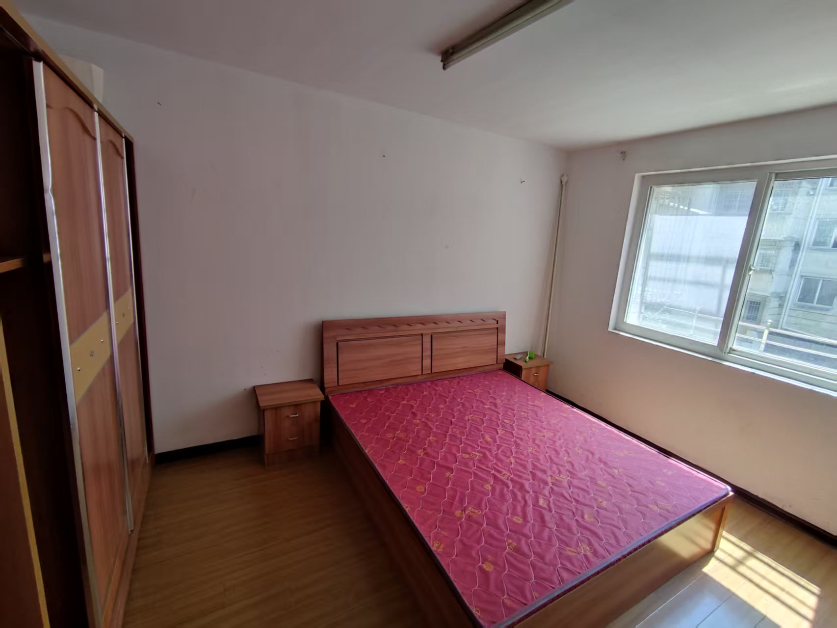 城港花苑西区 3室1厅1卫 104m&sup2;