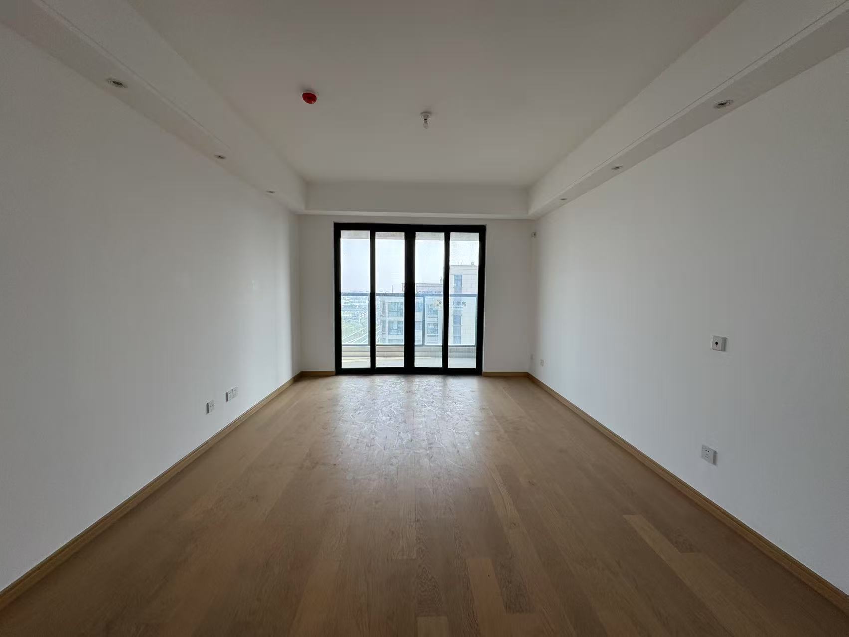 时光漫城 3室2厅2卫 116m²