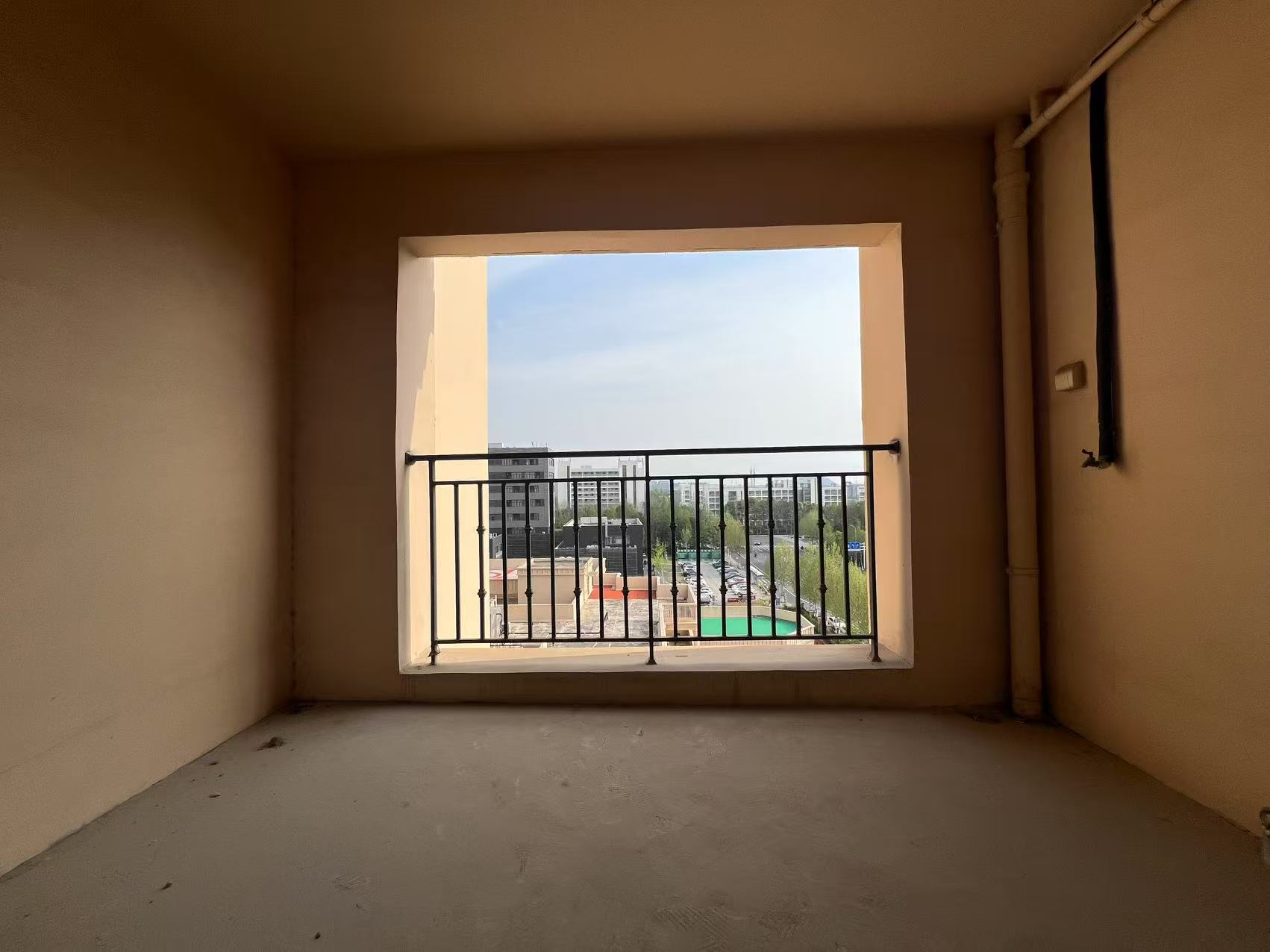 中南世纪花城三期 3室2厅2卫 131.04m²