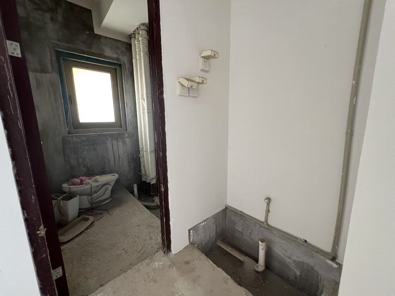 中南世纪花城三期 3室2厅2卫 131.04m²