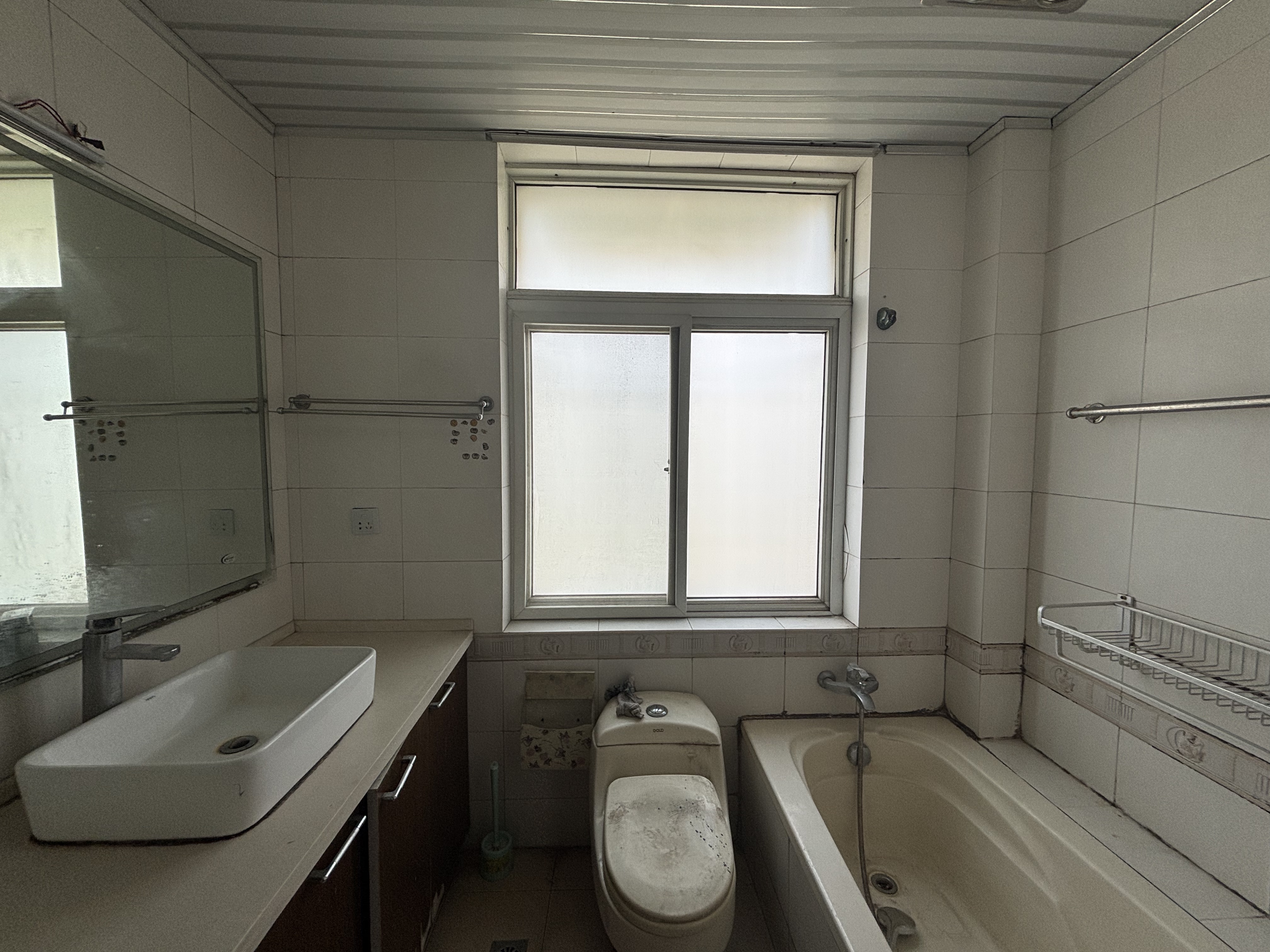 师范桥新村 2室1厅1卫 80m&sup2;
