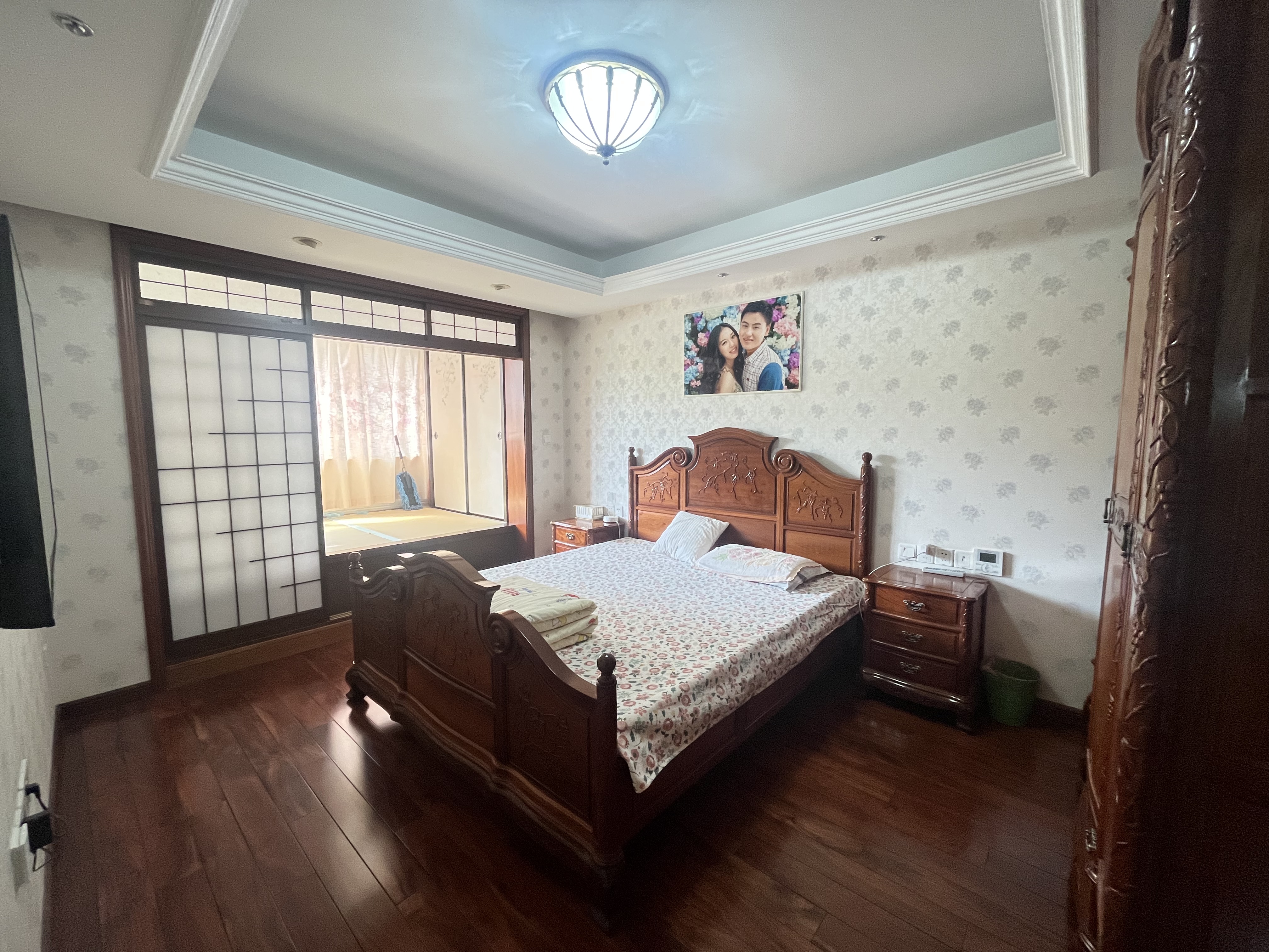 友谊嘉御龙庭 5室2厅2卫 220.00m²