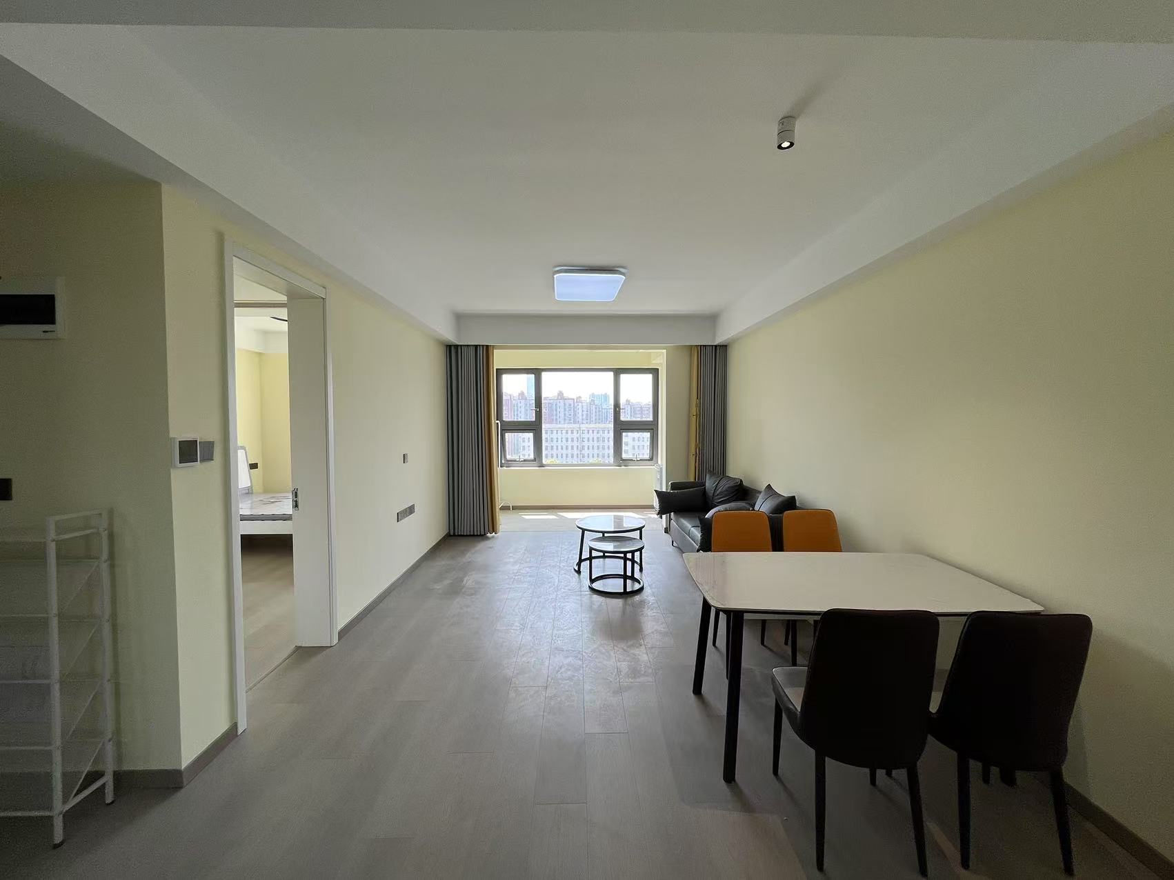 绿城湖境和庐 3室2厅2卫 102m²