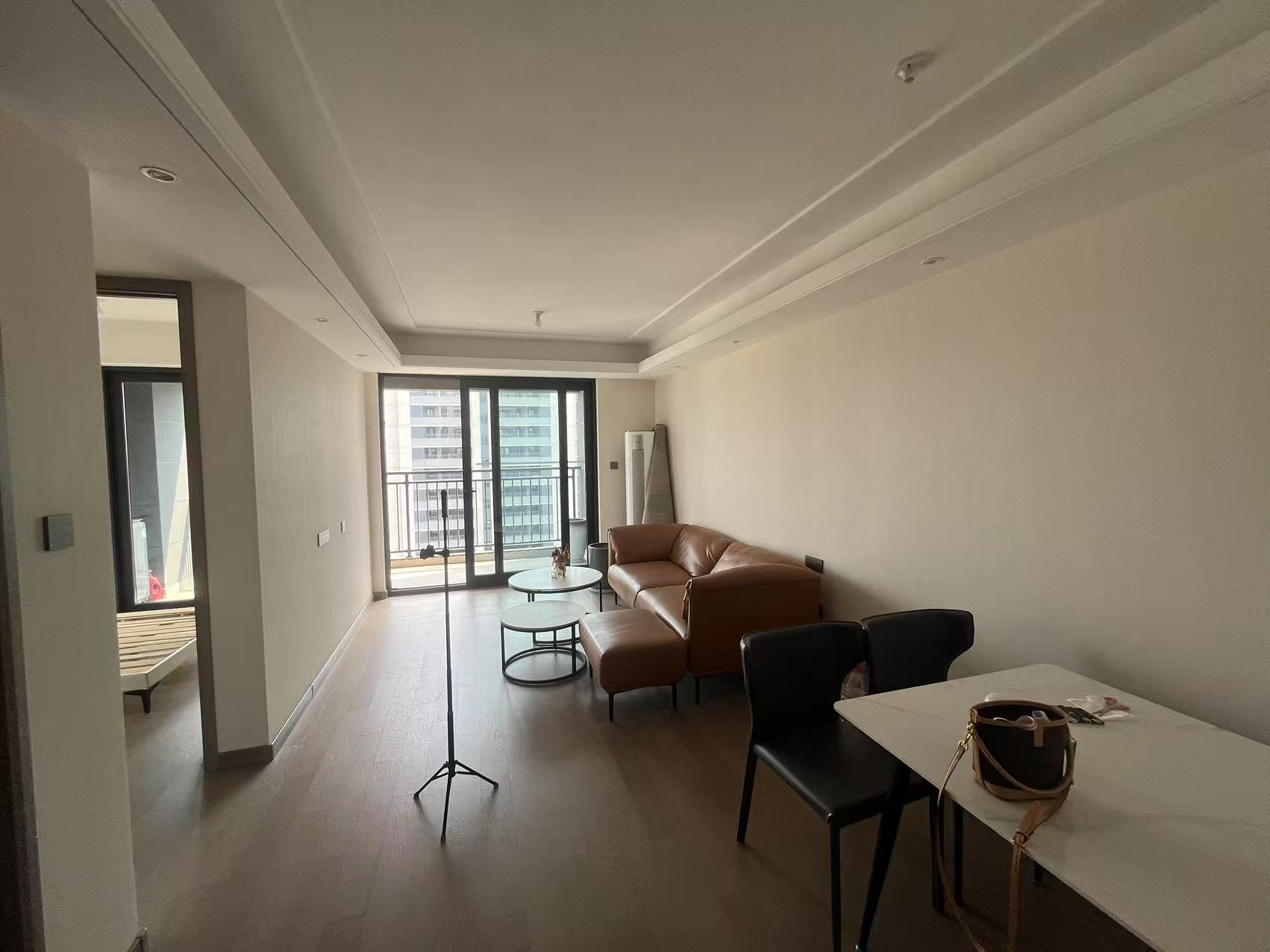 万科时代之光 3室2厅1卫 93m²