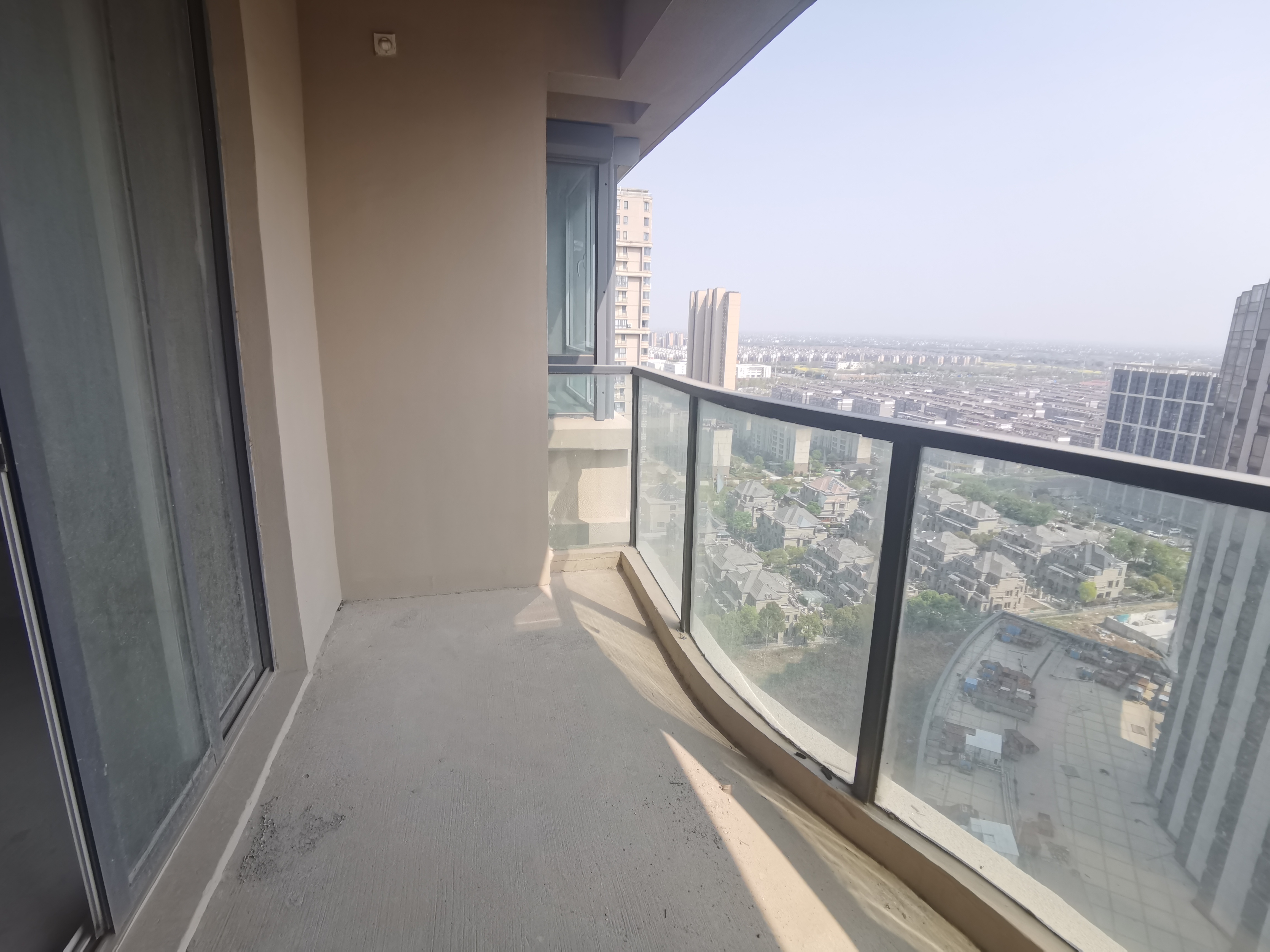 富都豪园 3室2厅2卫 141.00m²