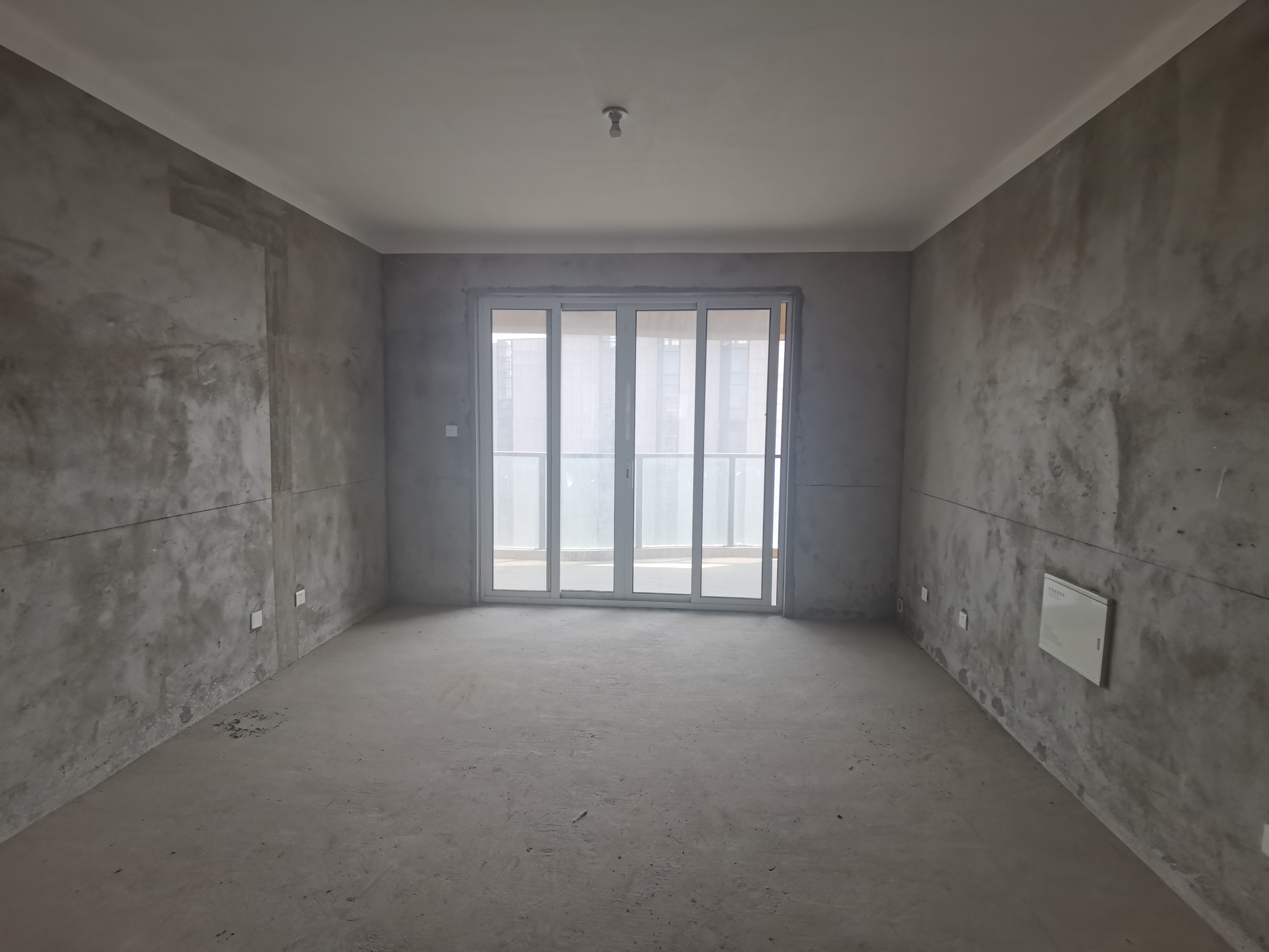 富都豪园 3室2厅2卫 141.00m²