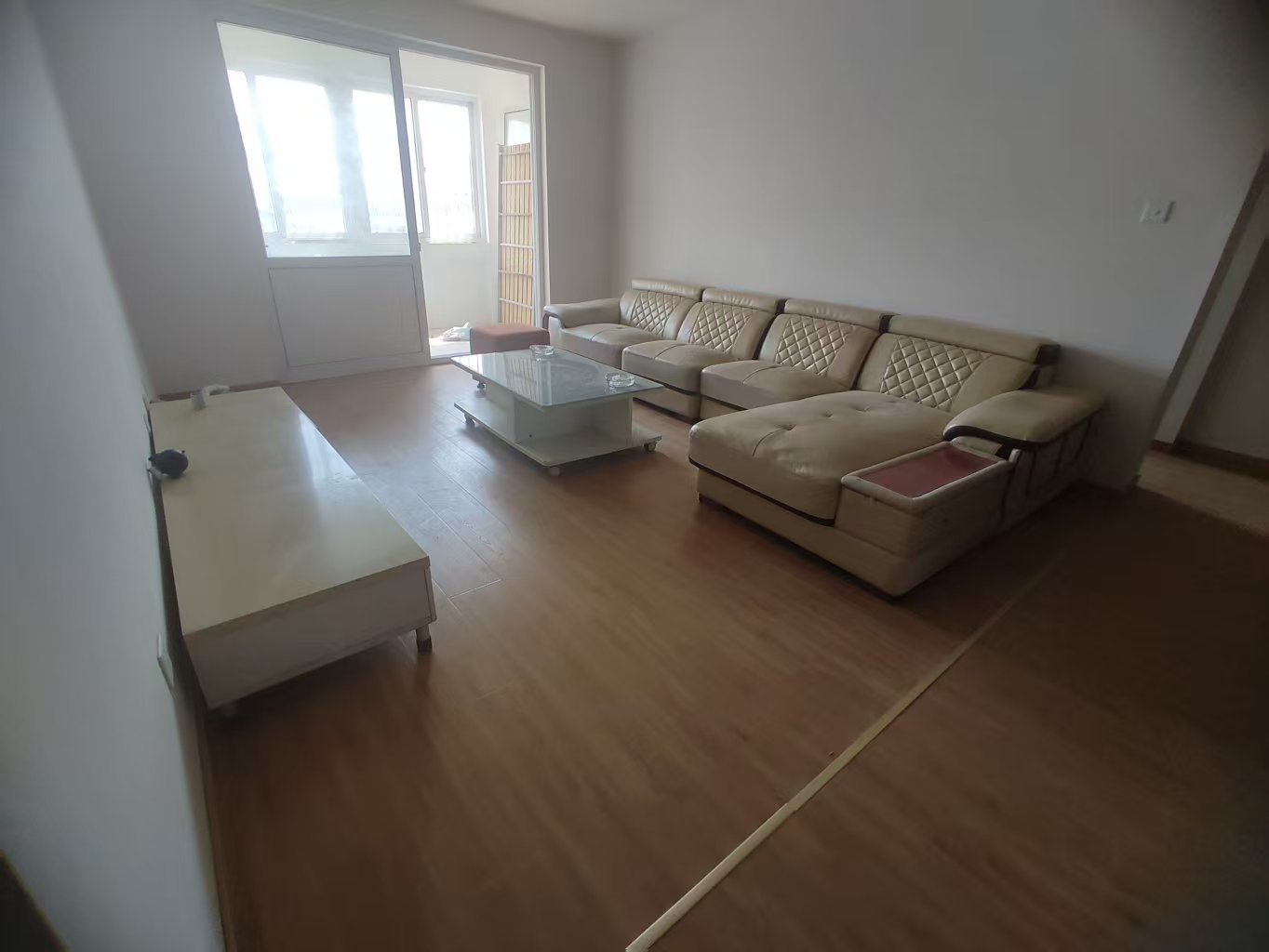 景和花苑 3室2厅2卫 137m²
