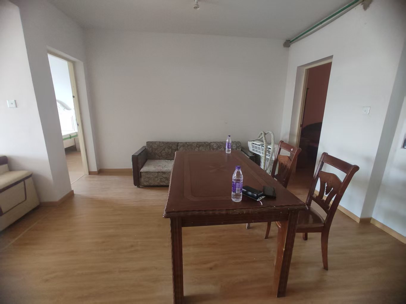 景和花苑 3室2厅2卫 137m²