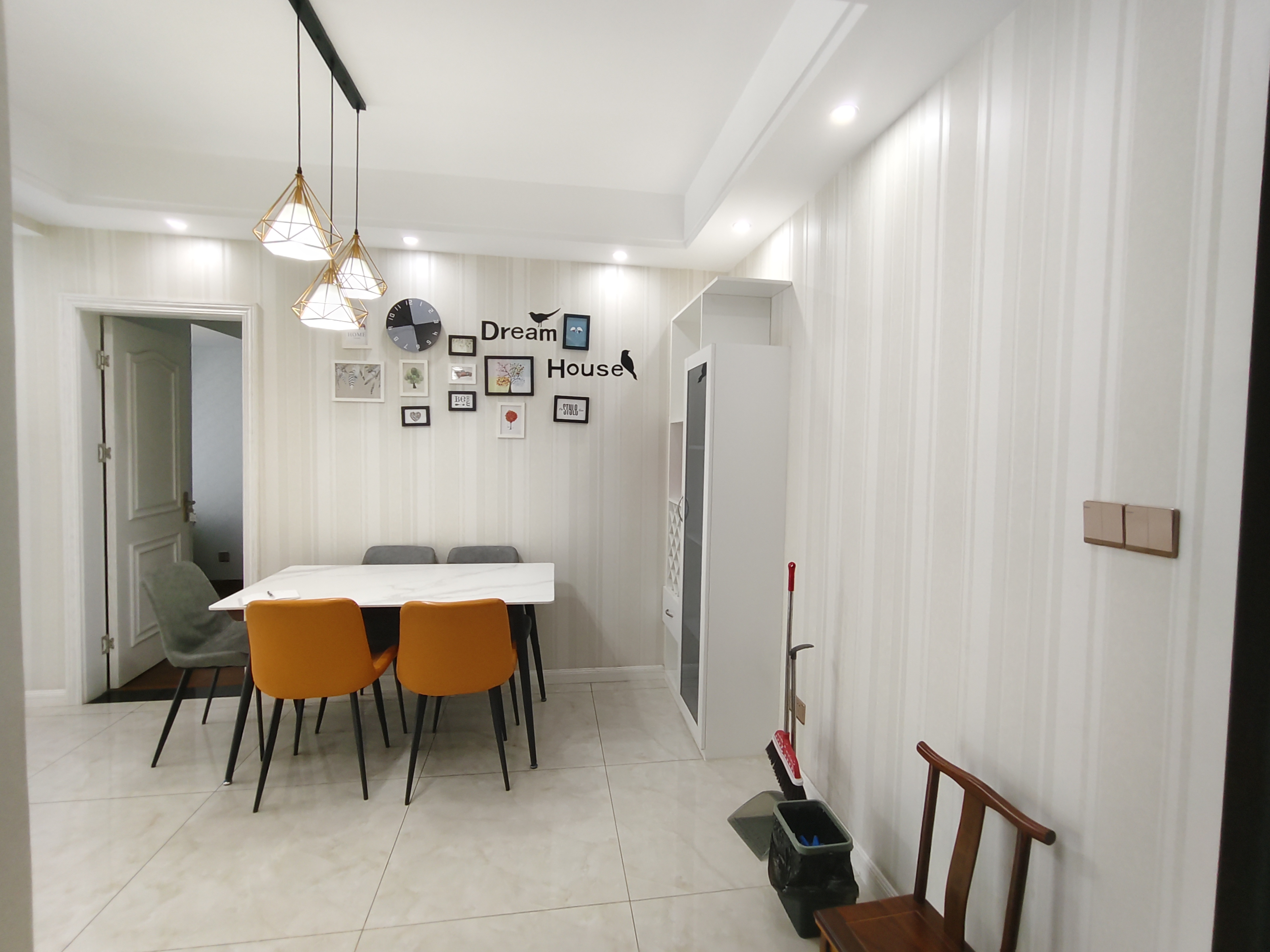 景瑞望府 2室2厅1卫 93.49m²