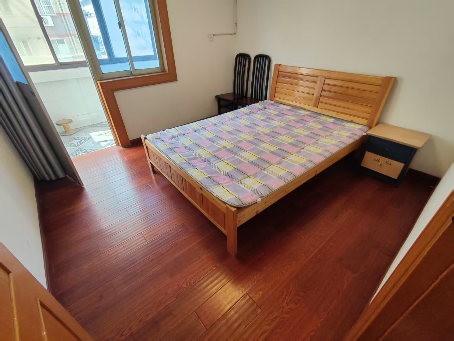 易家桥新村 2室1厅1卫 62m²