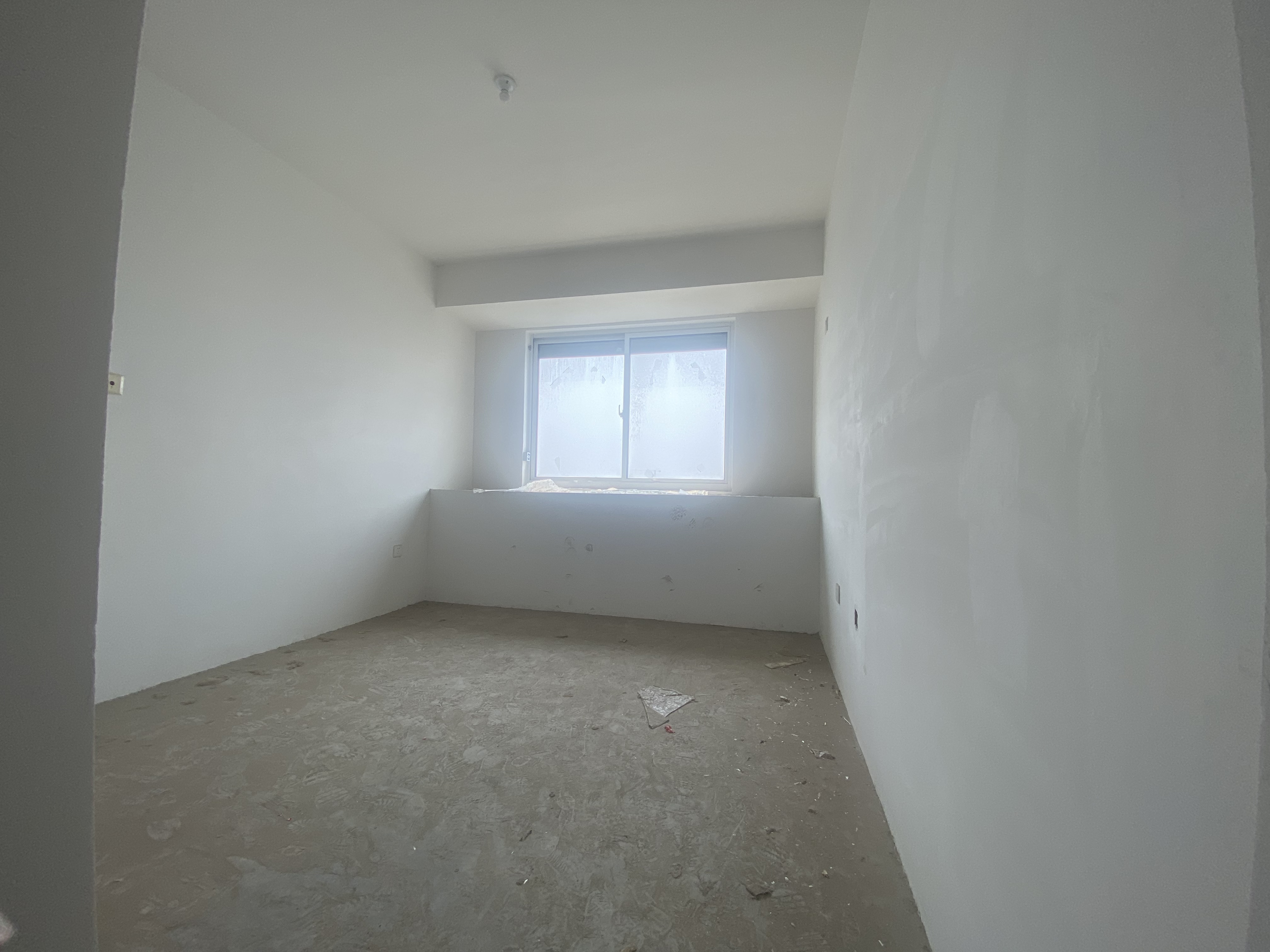 湖滨华庭 3室2厅1卫 91m&sup2;