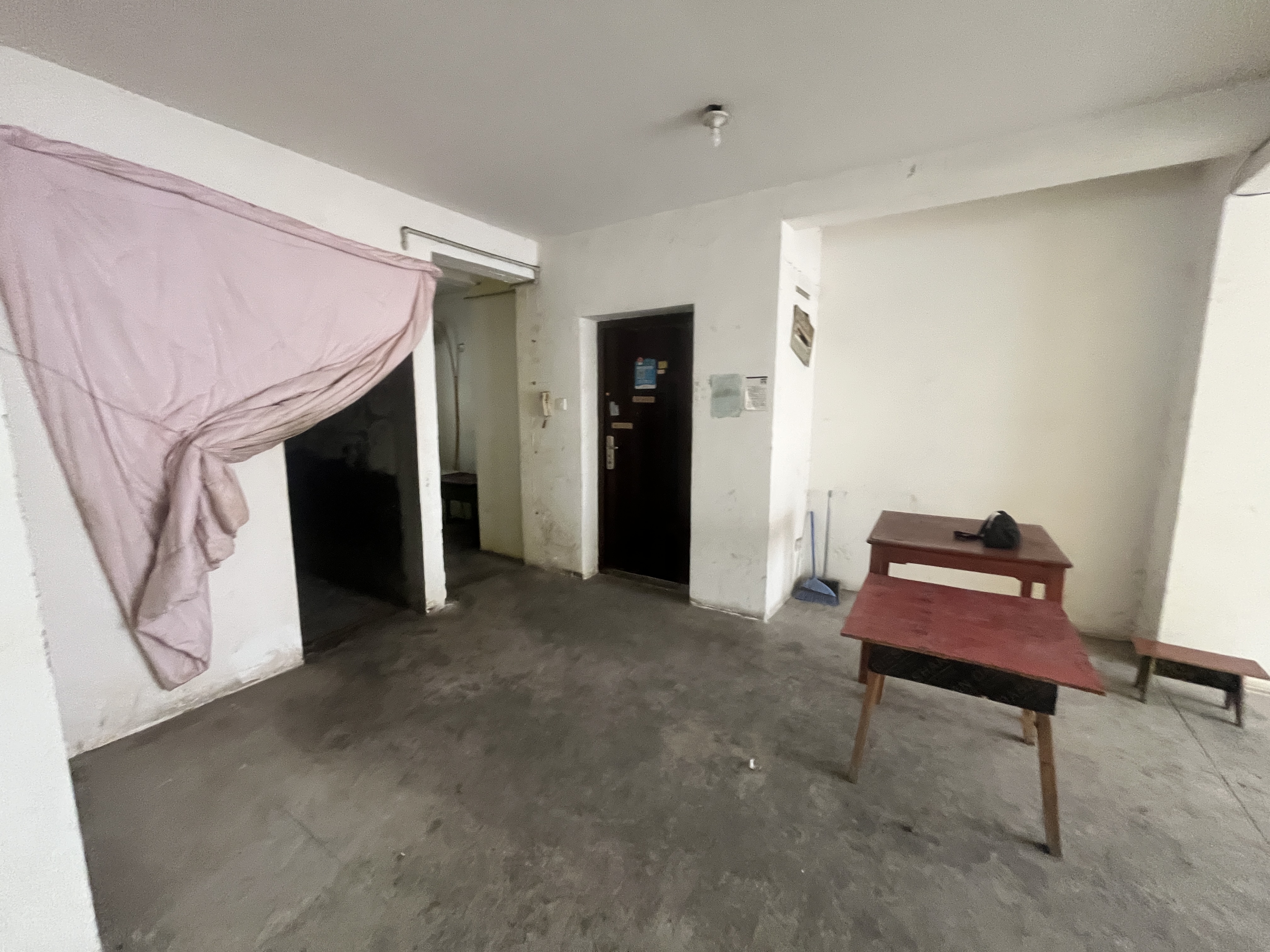 锦安花园一期 3室2厅1卫 131m&sup2;