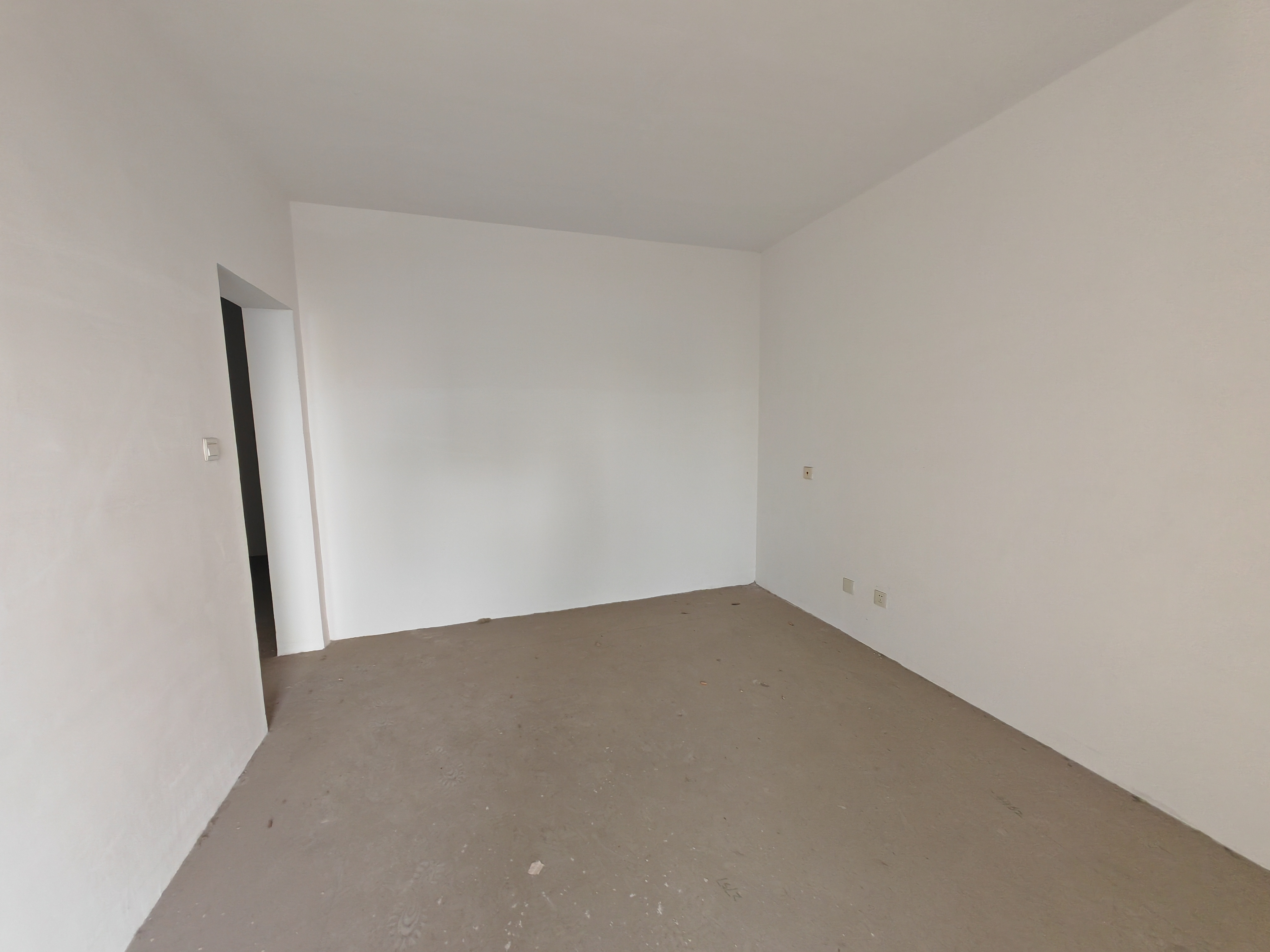 富都豪园 3室2厅1卫 98.00m&sup2;
