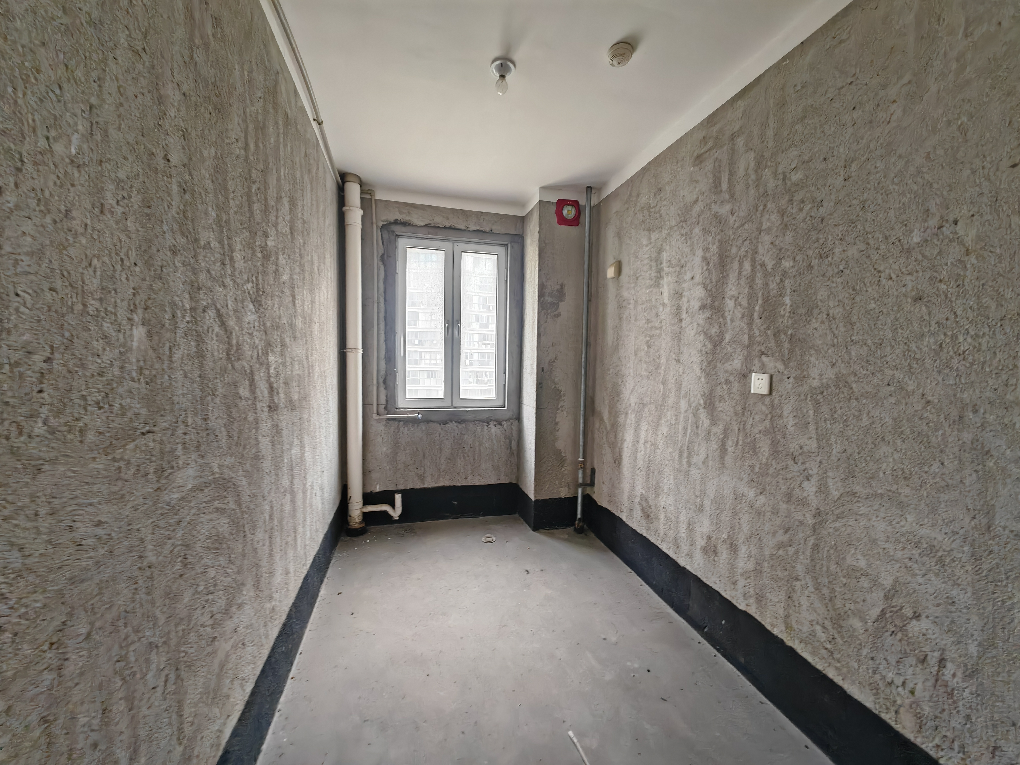 富都豪园 3室2厅1卫 98.00m&sup2;