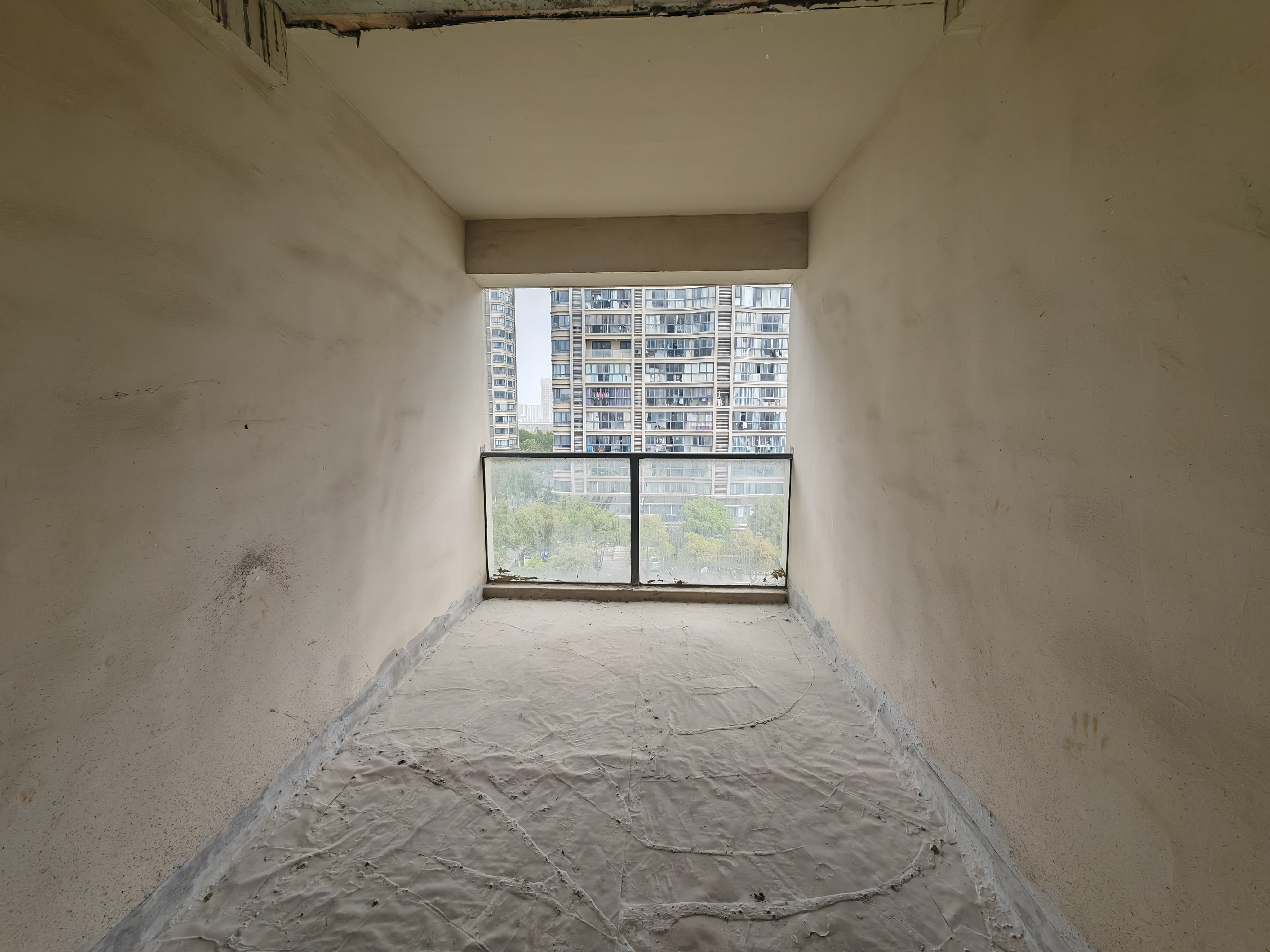 富都豪园 3室2厅1卫 98.00m&sup2;