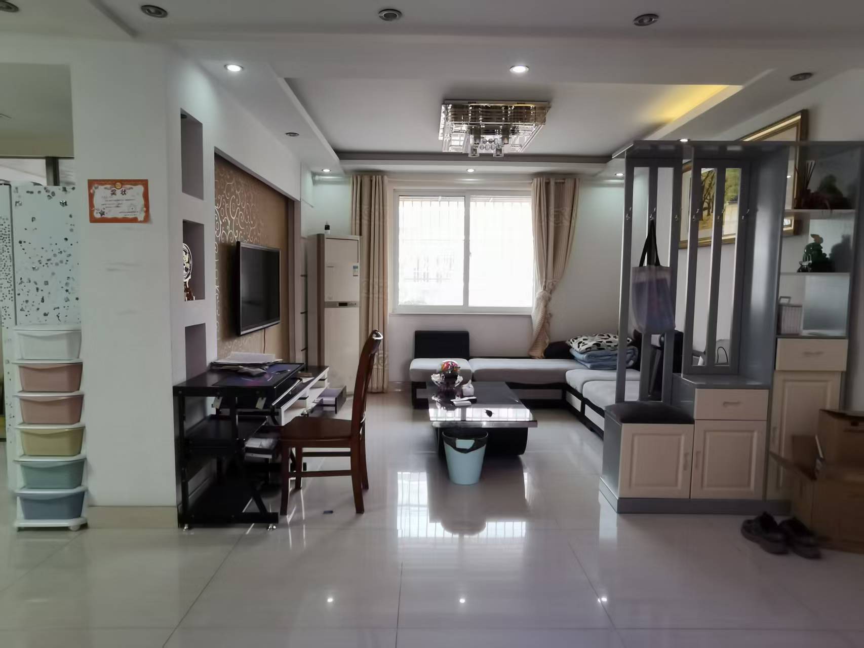 五山新苑 3室2厅1卫 130.00m²