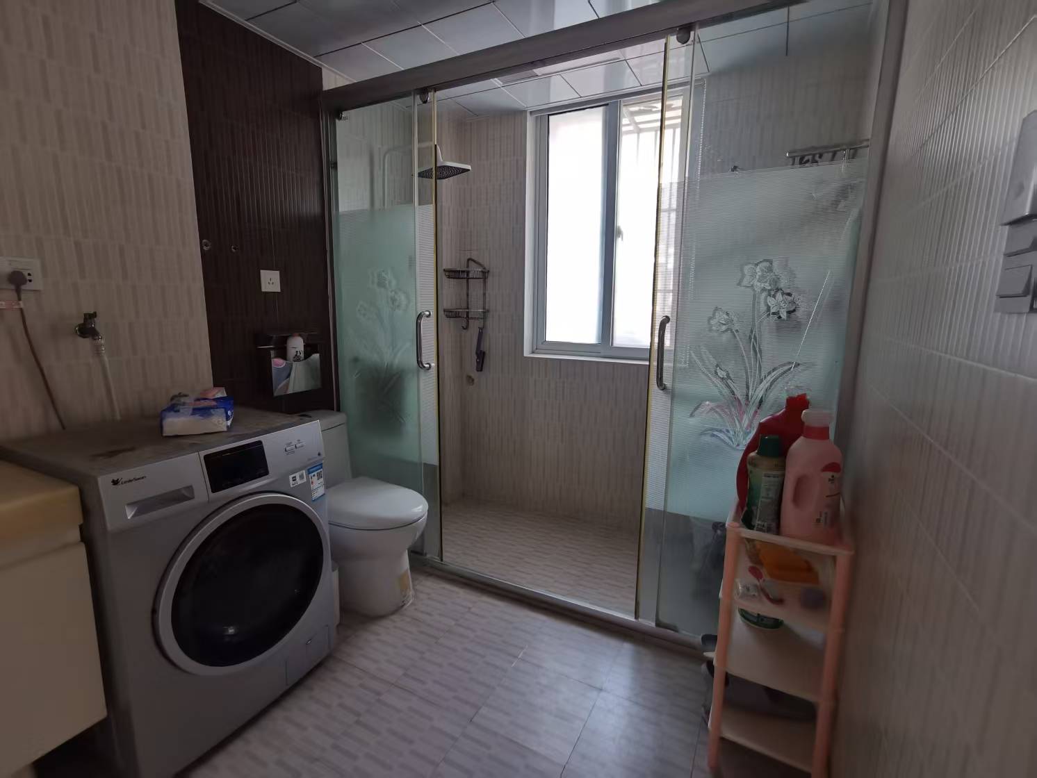 五山新苑 3室2厅1卫 130.00m²