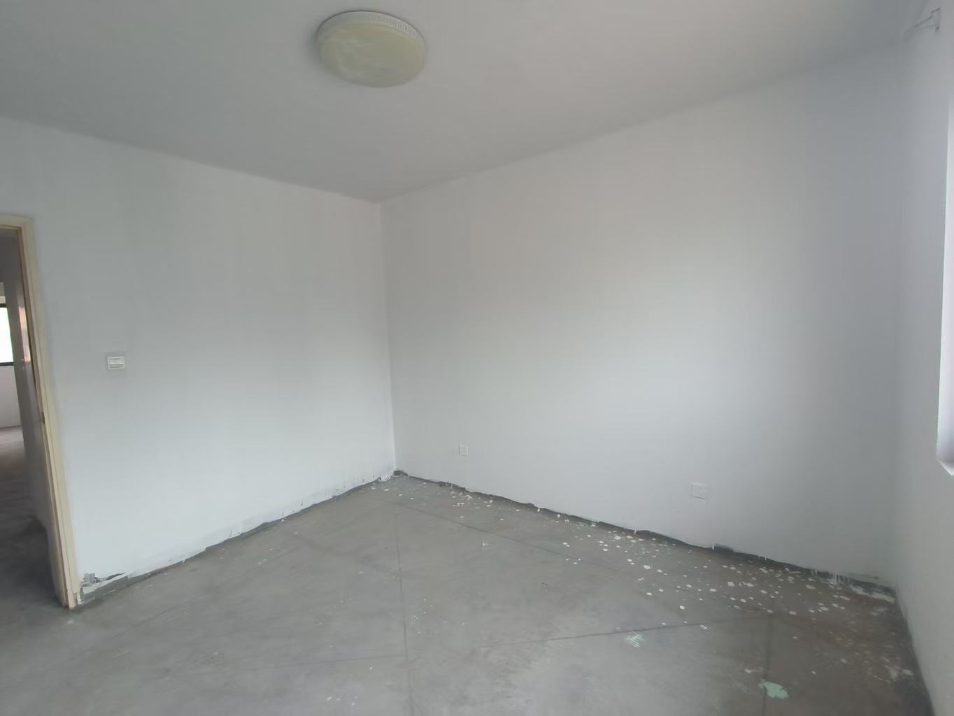 光明嘉苑 2室1厅1卫 95m²